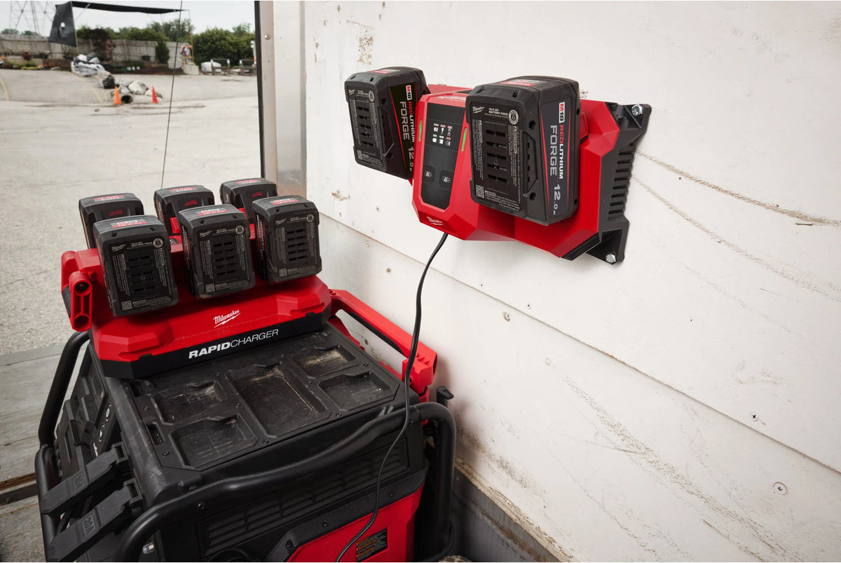 Încărcător super rapid Milwaukee M18 MDBSC cu două porturi, cod 4932498557