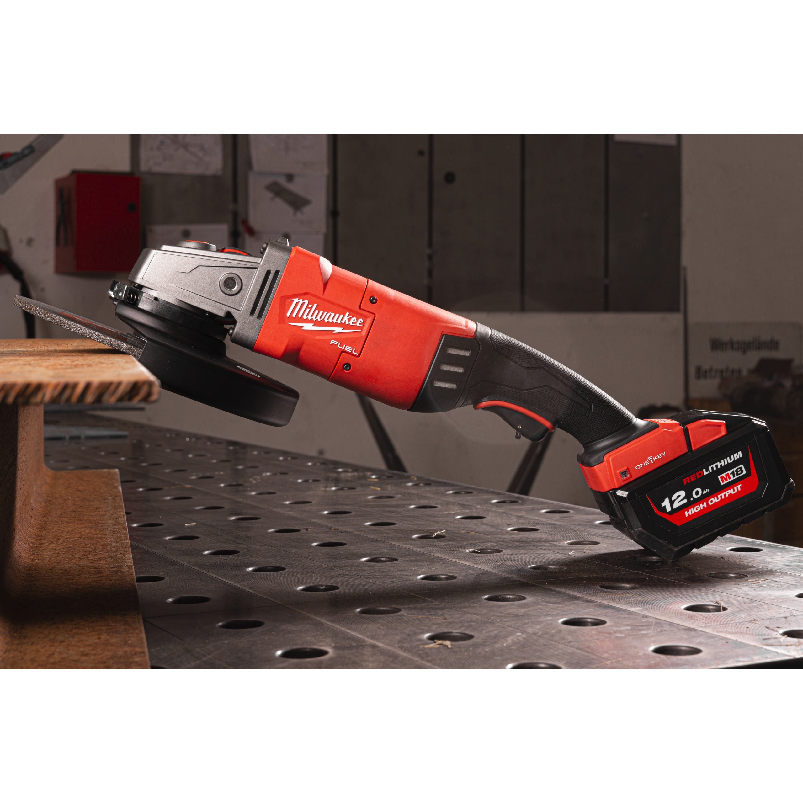 Polizor unghiular 230 mm cu frânare și comutator tip clapetă Milwaukee M18 ONEFLAG230XPDB-122C FUEL™ ONE-KEY™, cod 4933499242