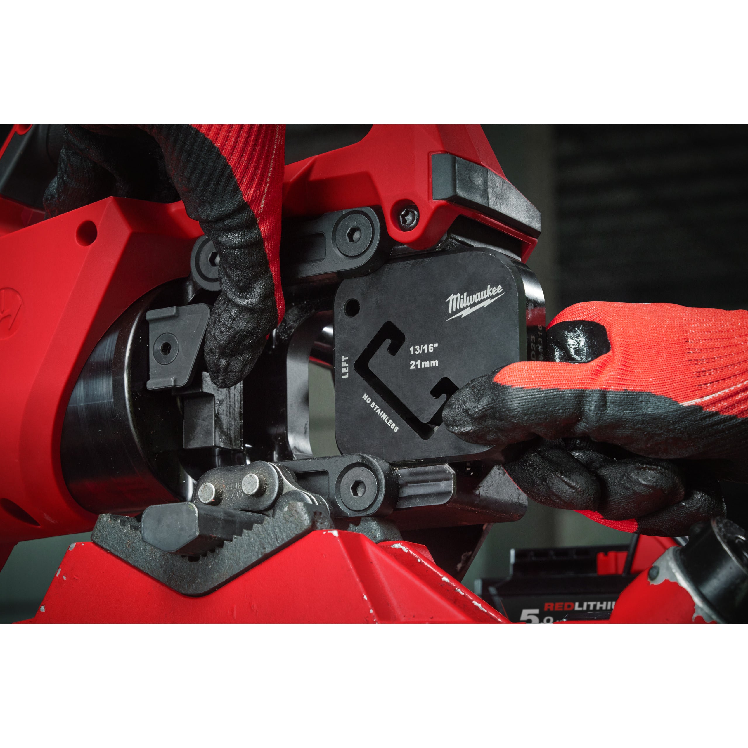 Mașină pentru debitat profile Milwaukee M18 STSO-0B FORCE LOGIC™, cod 4933492097