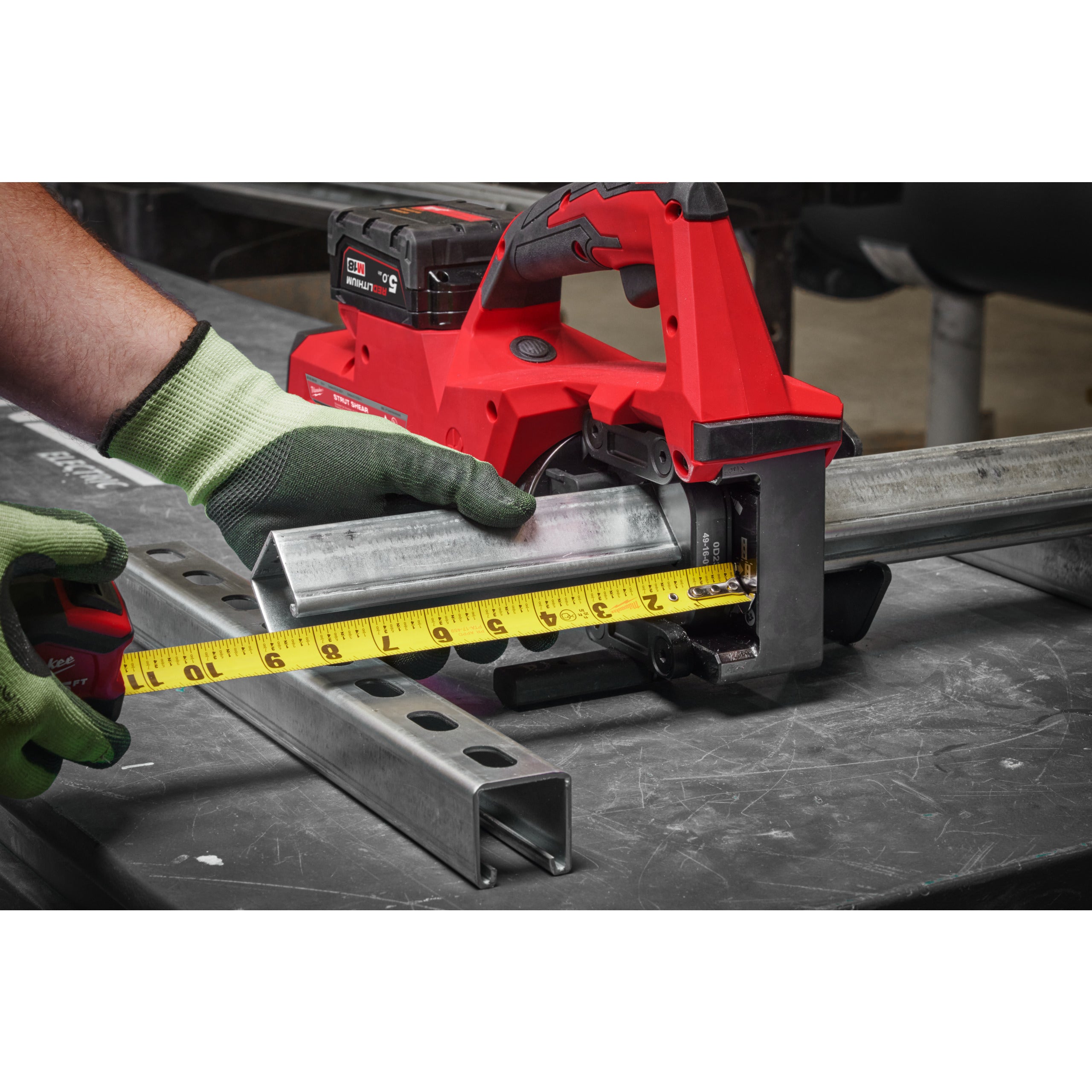 Mașină pentru debitat profile Milwaukee M18 STSO-0B FORCE LOGIC™, cod 4933492097