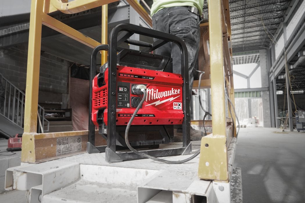 Invertor Milwaukee MXF PS-602 MX FUEL, 2 x acumulatori MXF XC406, cod 4933479266