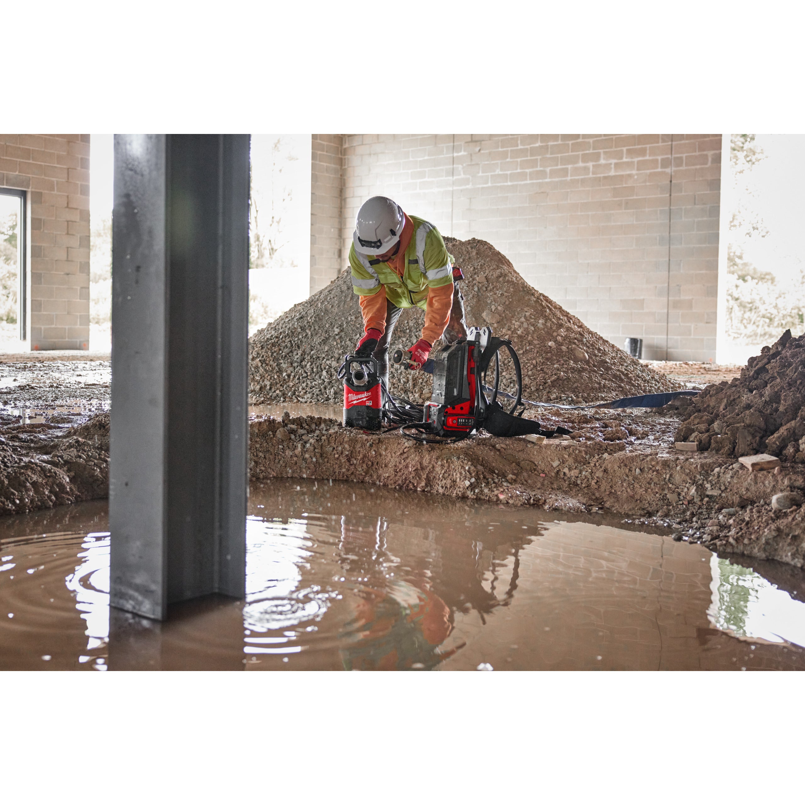 Pompă submersibilă Milwaukee MXF SMP2-802, cod 4933498163