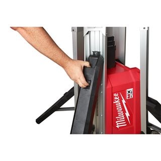 Turn de iluminat Milwaukee MXF TL, ONE-KEY™, TRUEVIEW™