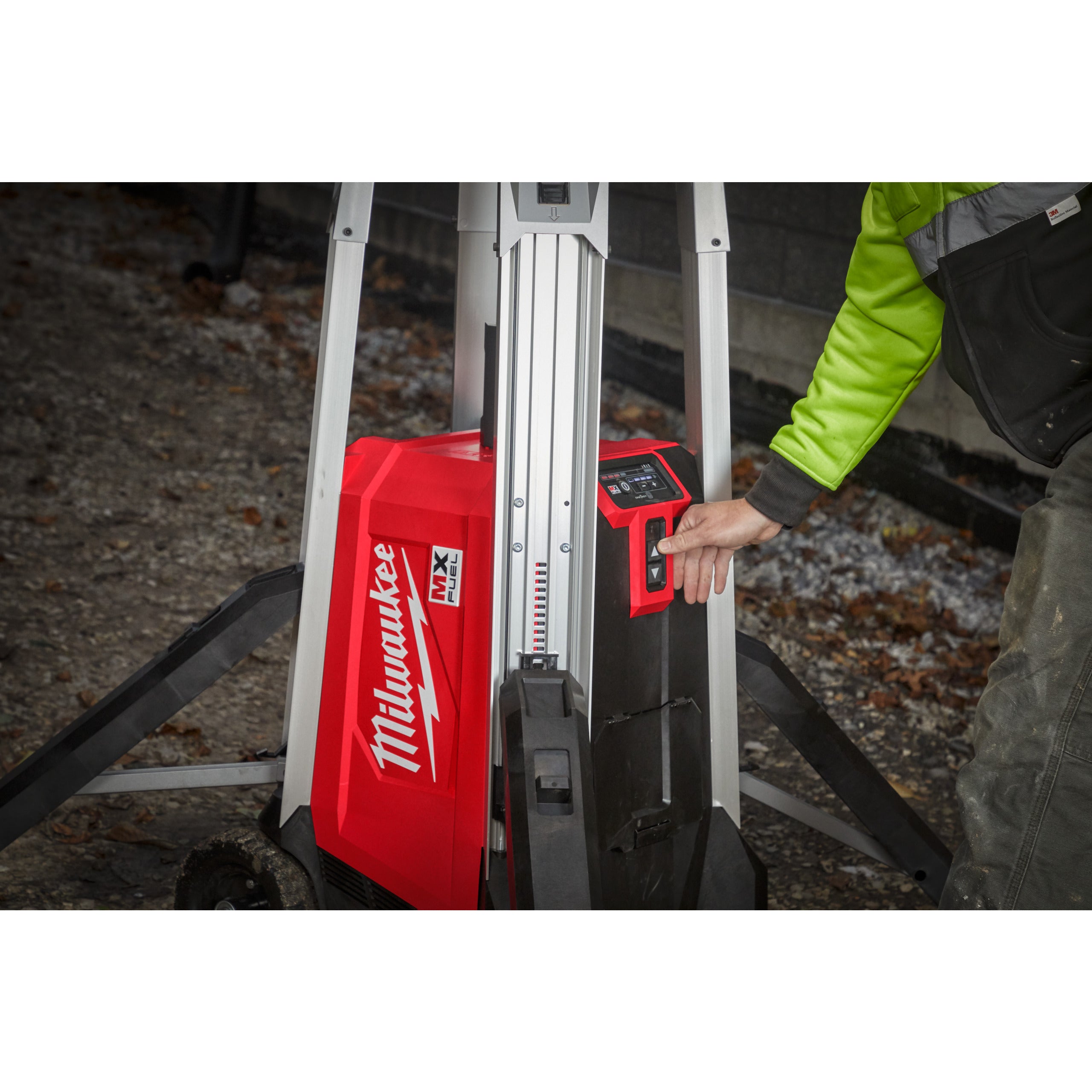 Turn mobil de iluminat Milwaukee MXF TL-801, cod 4933502173