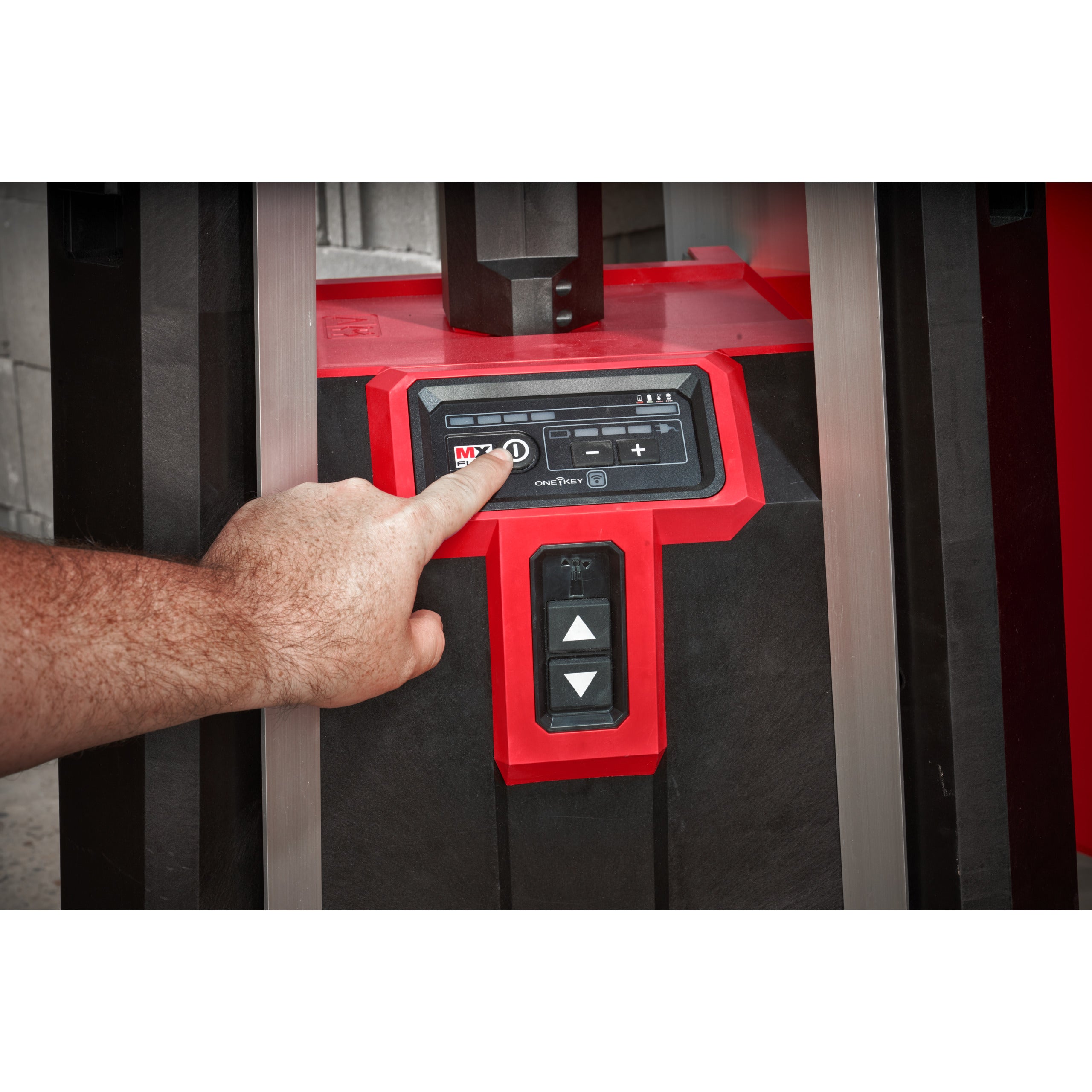 Turn mobil de iluminat Milwaukee MXF TL-801, cod 4933502173
