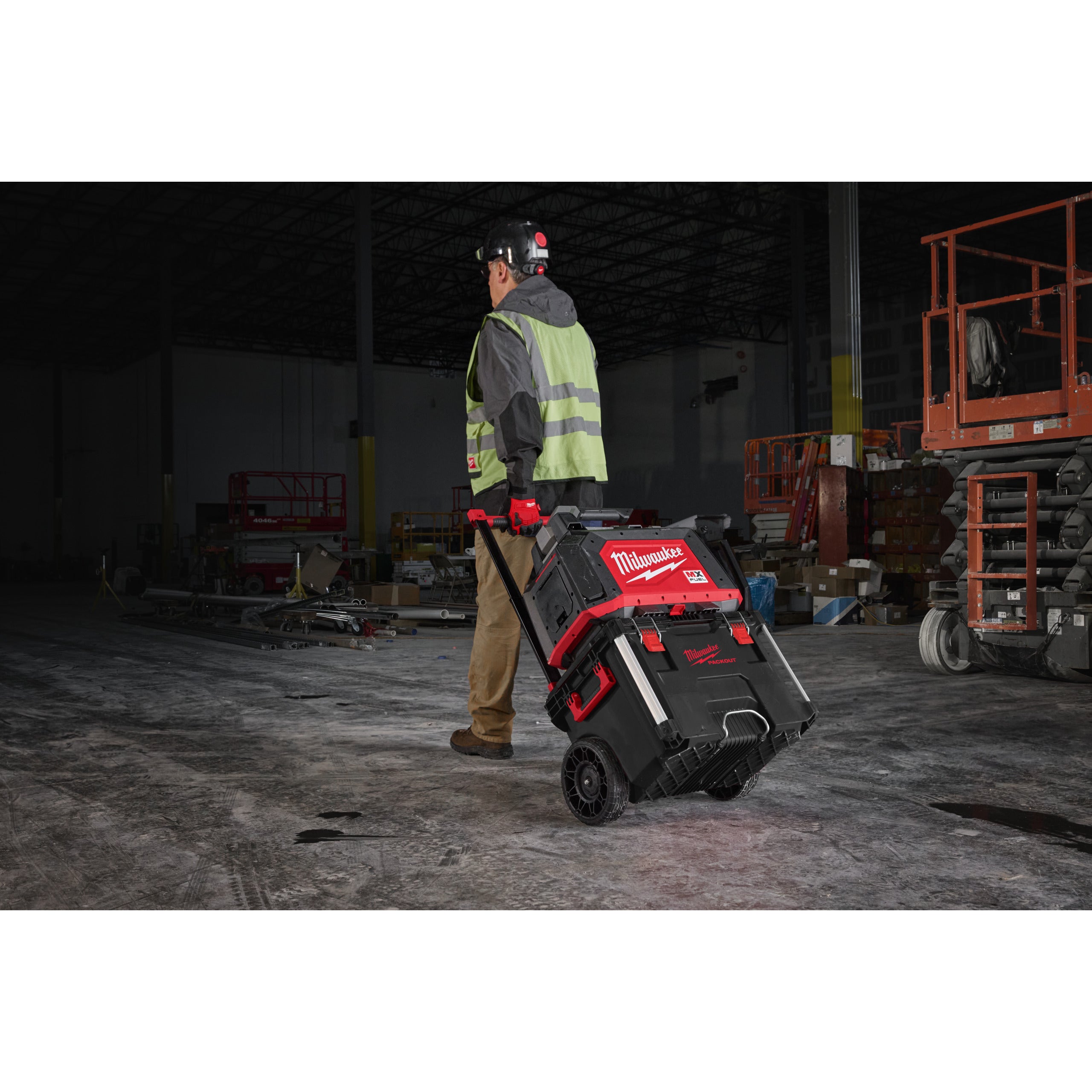 Turn de iluminat compact Milwaukee MXF TLIC-801 MX FUEL™, cod 4933502688