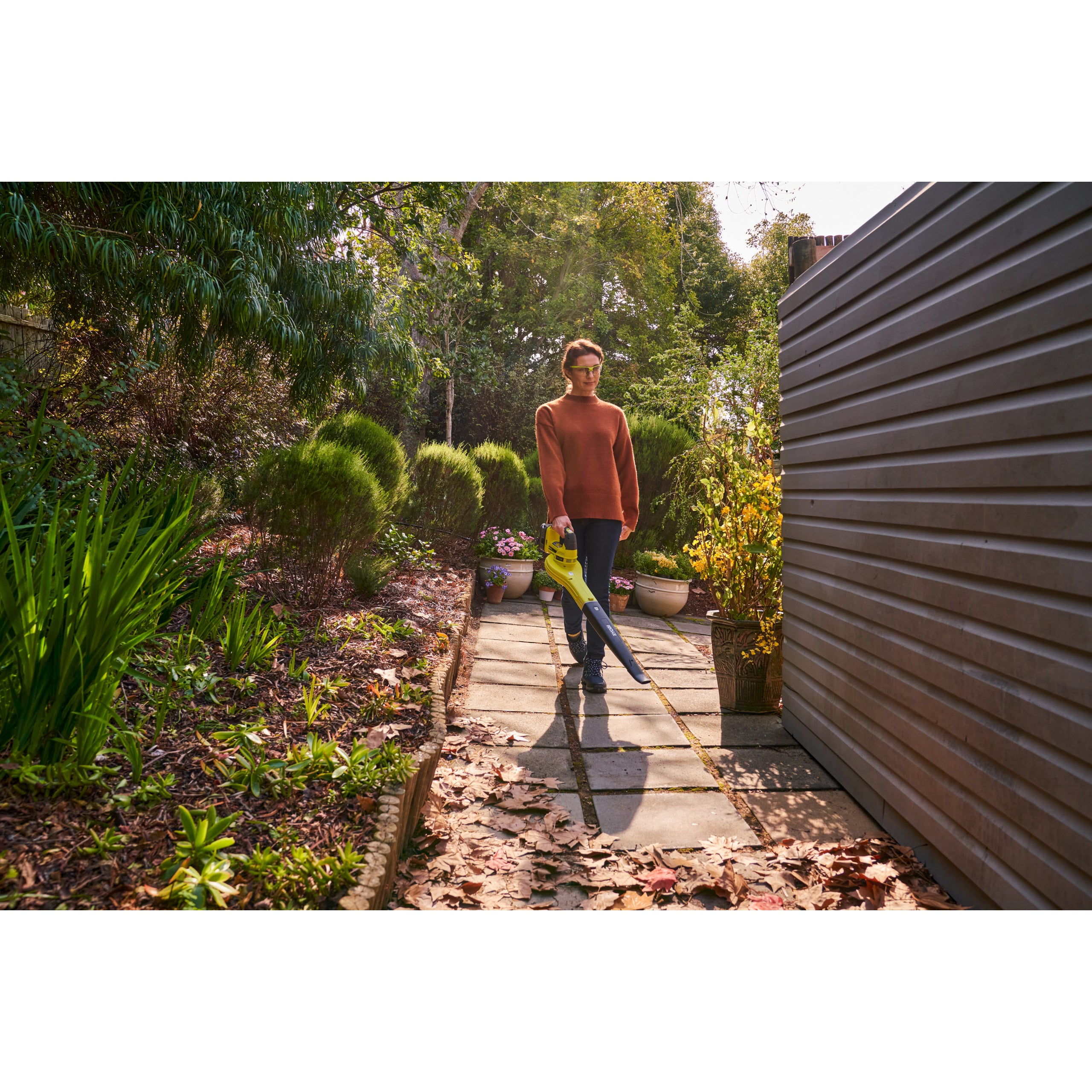 Suflantă 18V ONE+™ Ryobi OBL1820S, cod 5133002663