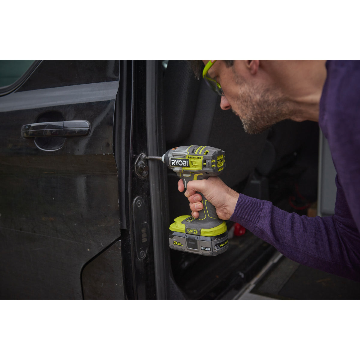 Mașină de înșurubat cu impact 18V ONE+™, motor fără perii Ryobi R18IDBL-0, cod 5133002662