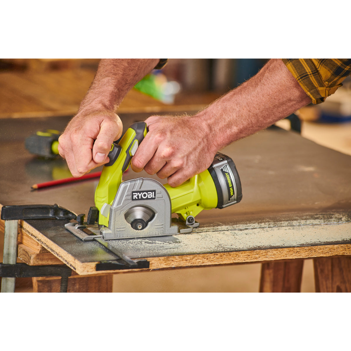 Fierăstrău multi-material 18V ONE+™ Ryobi R18MMS-0, cod 5133004515
