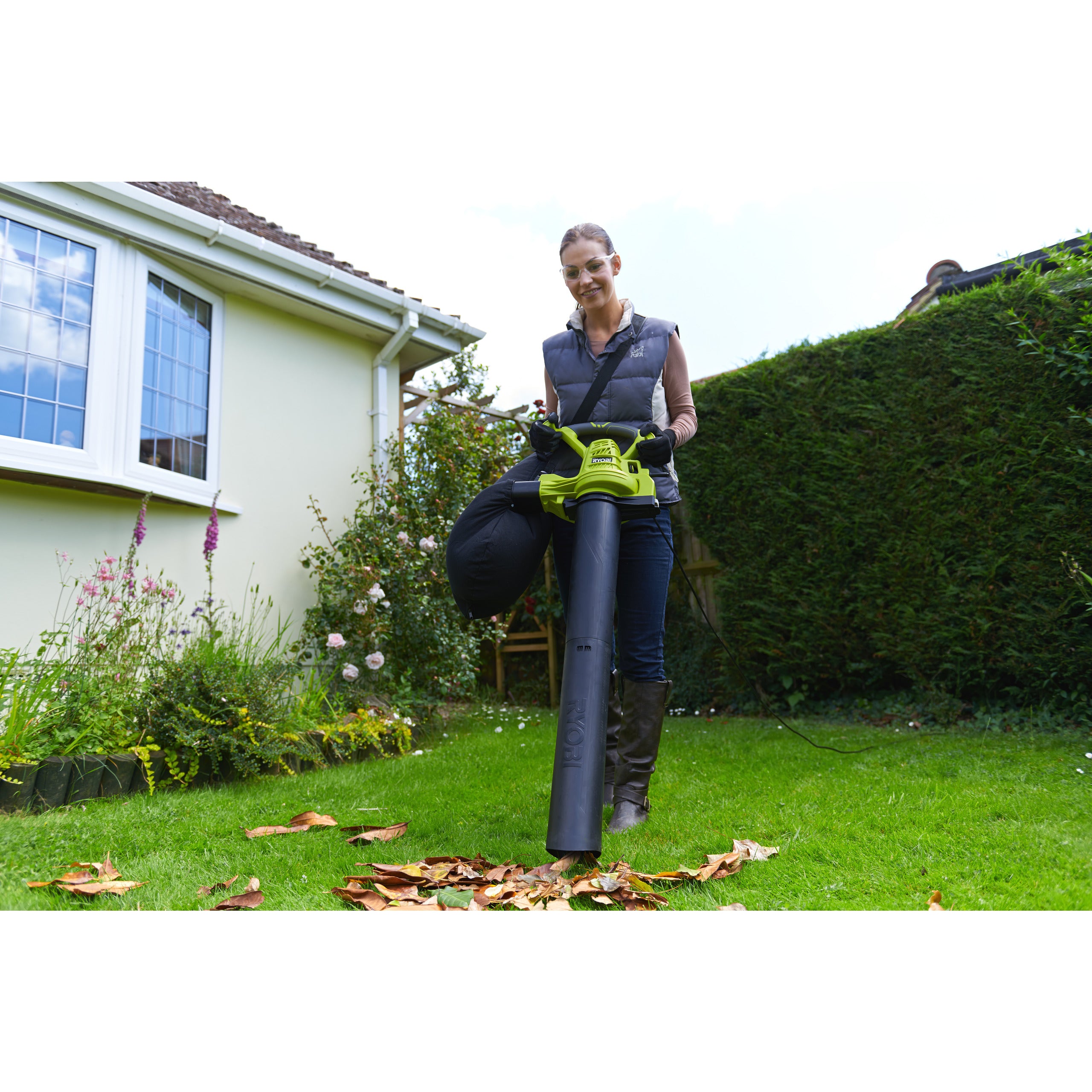 Suflantă/aspirator 3000W, 2 funcții Ryobi RBV3000CSV, cod 5133002188