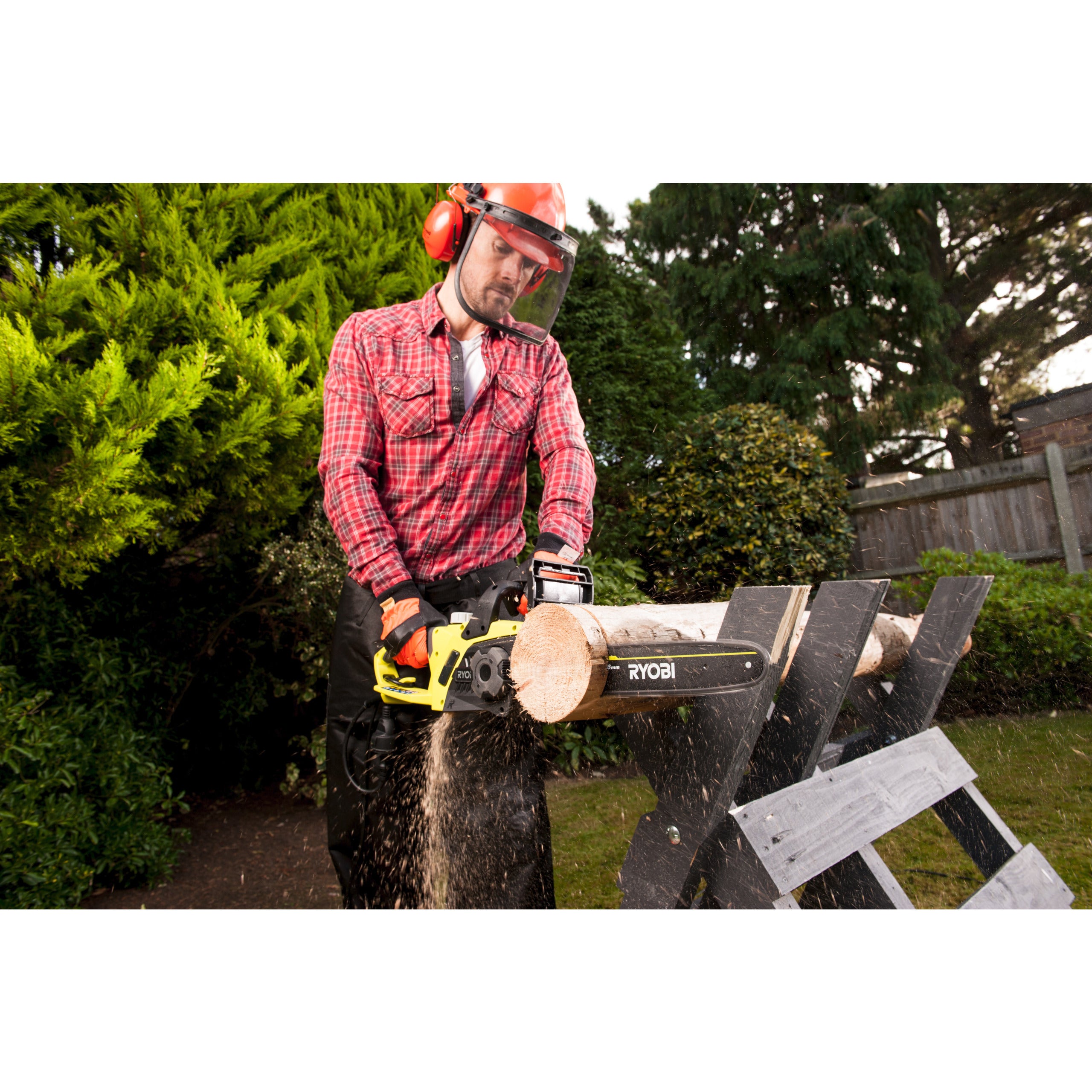 Fierăstrău cu lanț electric de 2300W, bară 40cm Ryobi RCS2340B, cod 5133004340