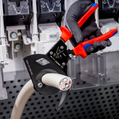 Foarfecă pentru cabluri Knipex (principiul clichetului), cod 9531280