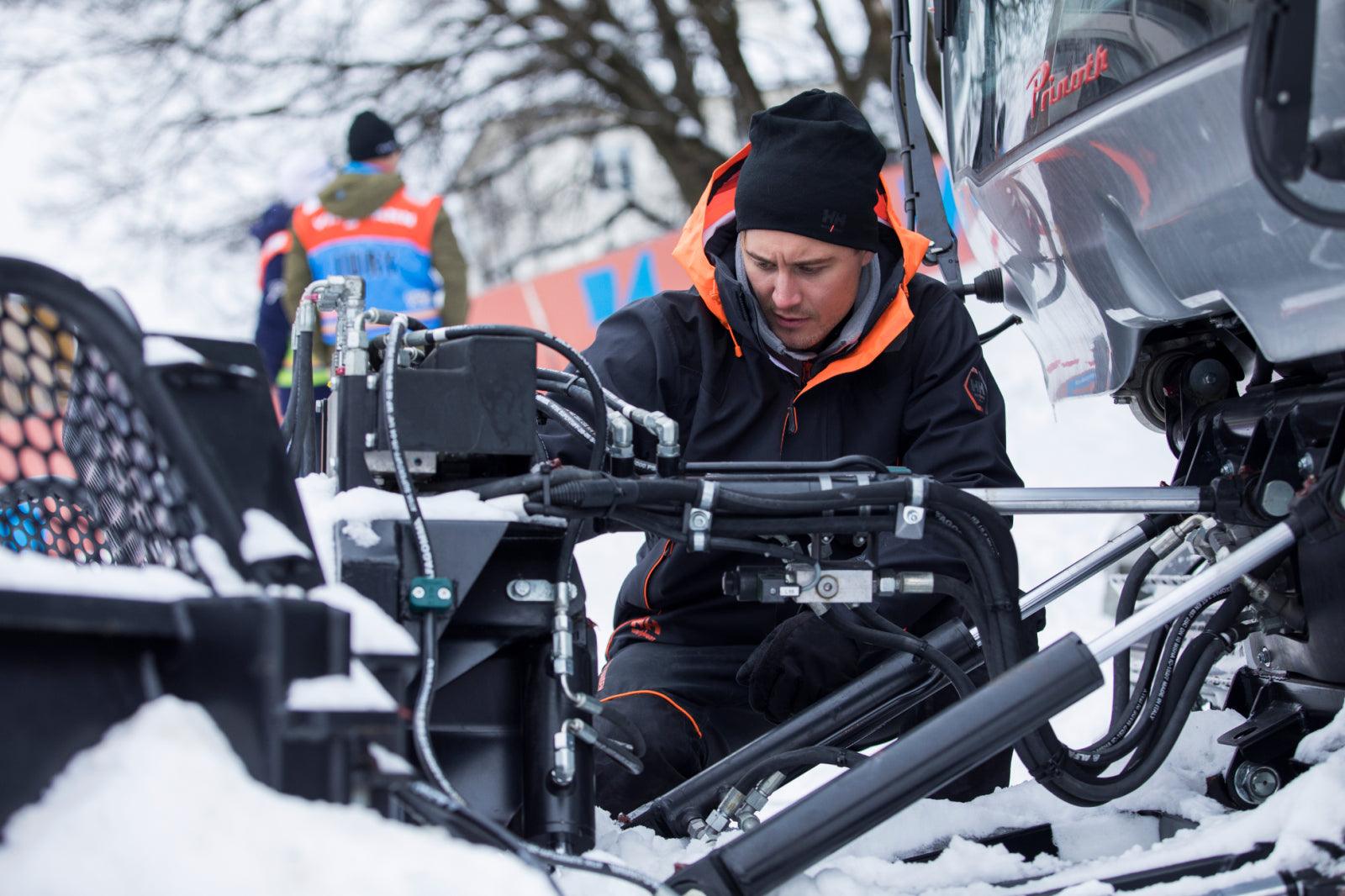 Căciulă Helly Hansen Lifa Merino Beanie, tehnologie Lifa pentru îndepărtarea transpirației, lână Lifa Merino pentru menținerea căldurii - BIG STORE (Dynamic Tools SRL)