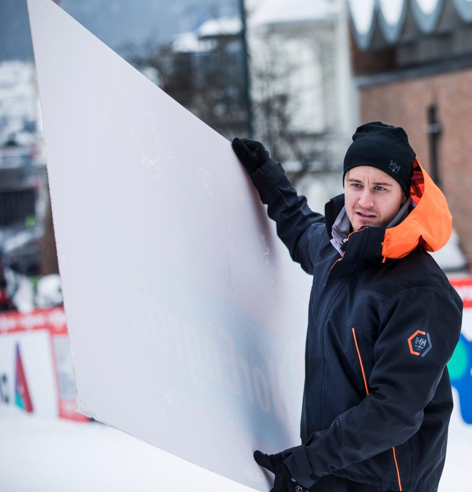 Căciulă Helly Hansen Lifa Merino Beanie, tehnologie Lifa pentru îndepărtarea transpirației, lână Lifa Merino pentru menținerea căldurii - BIG STORE (Dynamic Tools SRL)