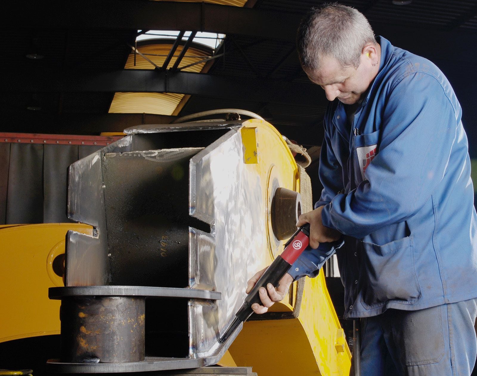 B15M Curățător pneumatic cu ace 1/8" X12 Chicago Pneumatic, cod 6151740240