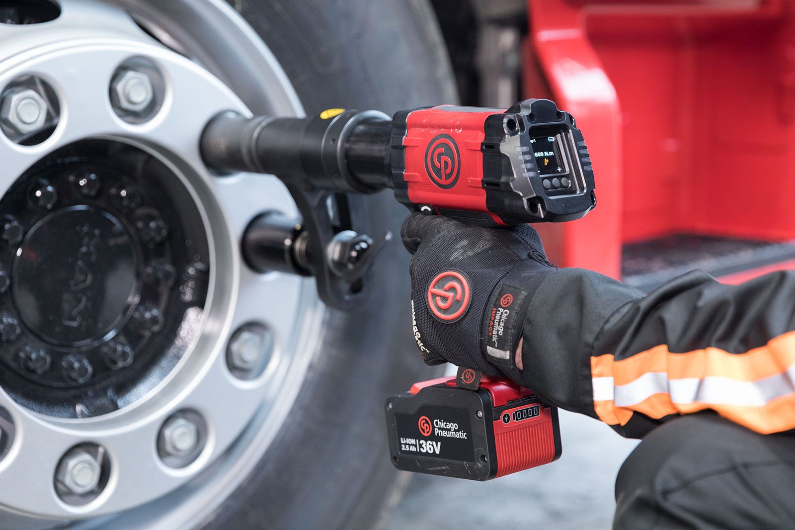 CP8609C-CT PACHET 36V 2.5AH Cheie dinamometrică conectată cu acumulator 1" și declanșator cupă 1 Chicago Pneumatic, cod 6151570570