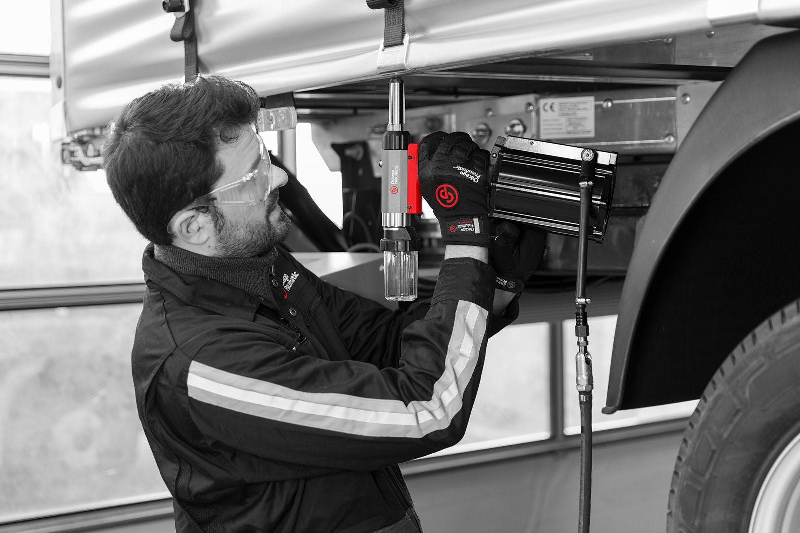 CP9887 Pistol pentru nituri Chicago Pneumatic, cod 8941098870