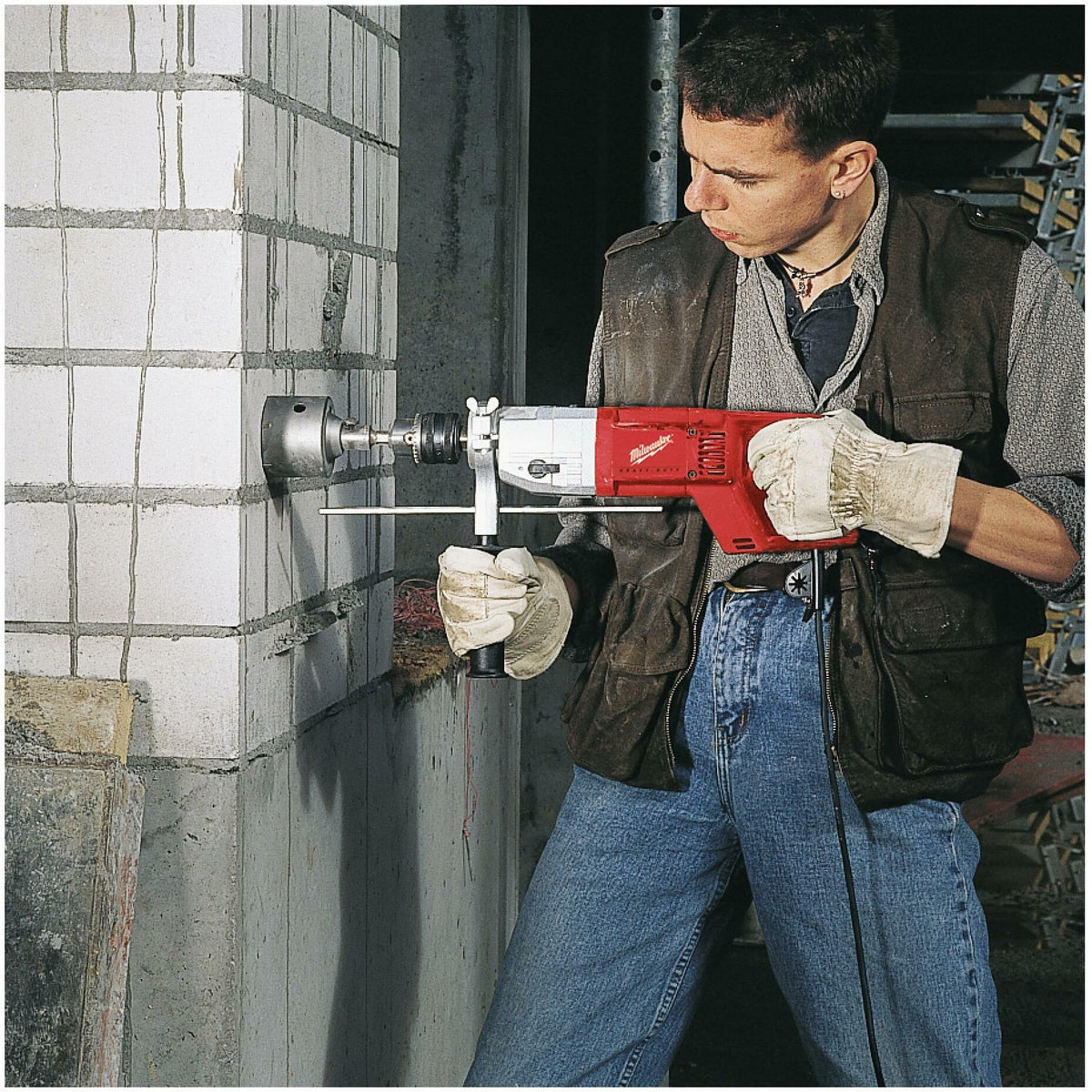 Mașină de găurit cu percuție cu 2 viteze, 1010 W Milwaukee SB2-35D, cod 4933380507
