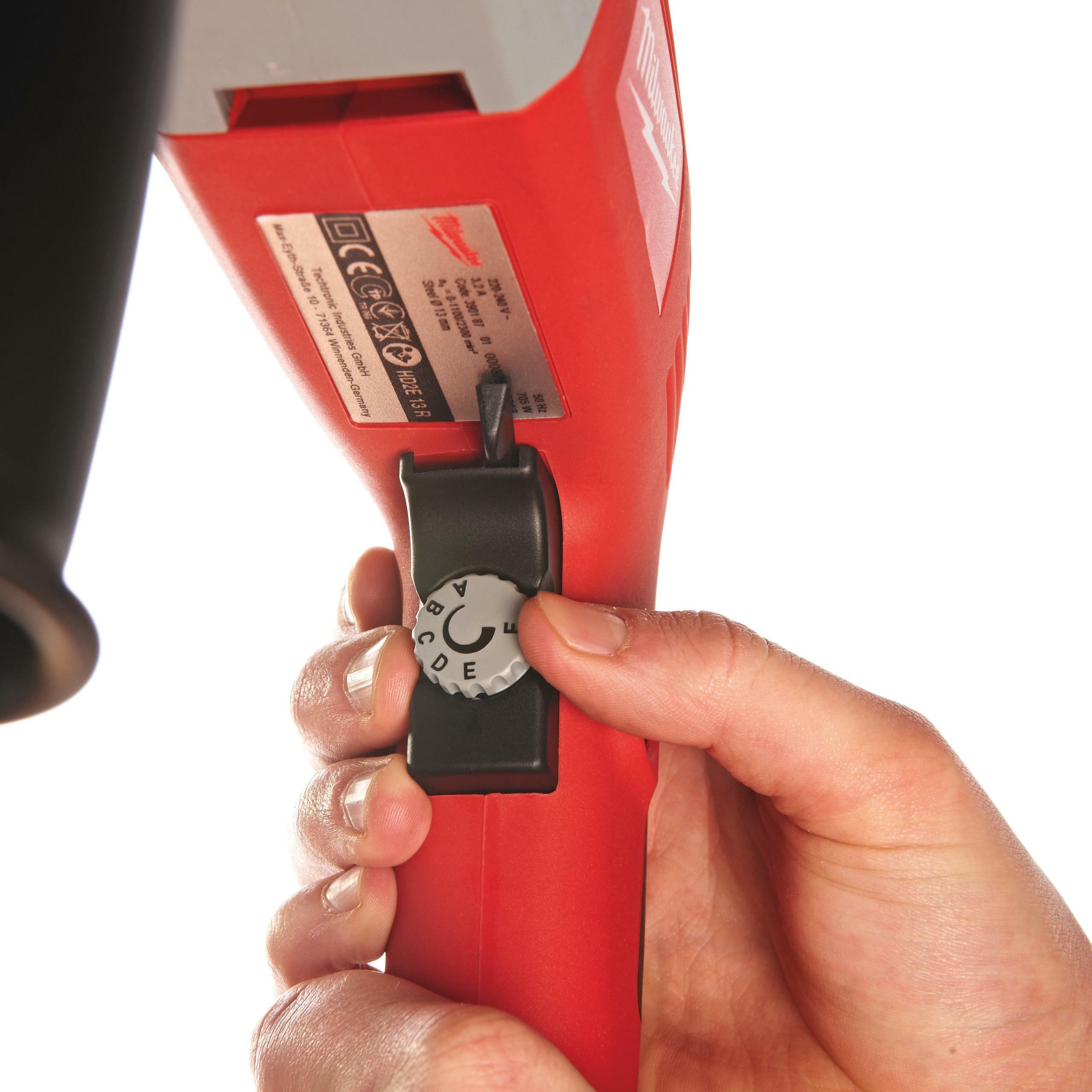 Mașină de găurit cu 2 viteze, 705 W Milwaukee HD2E13R, cod 4933390186