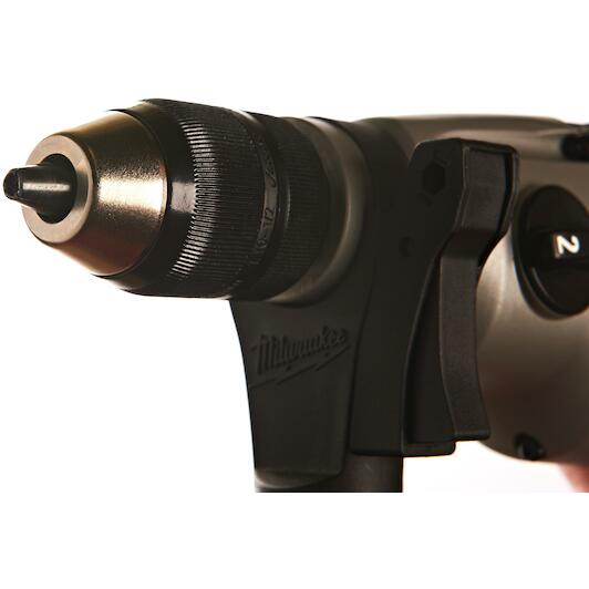 Mașină de găurit cu percuție cu 2 viteze, 1020 W Milwaukee PD2E24R, cod 4933419595