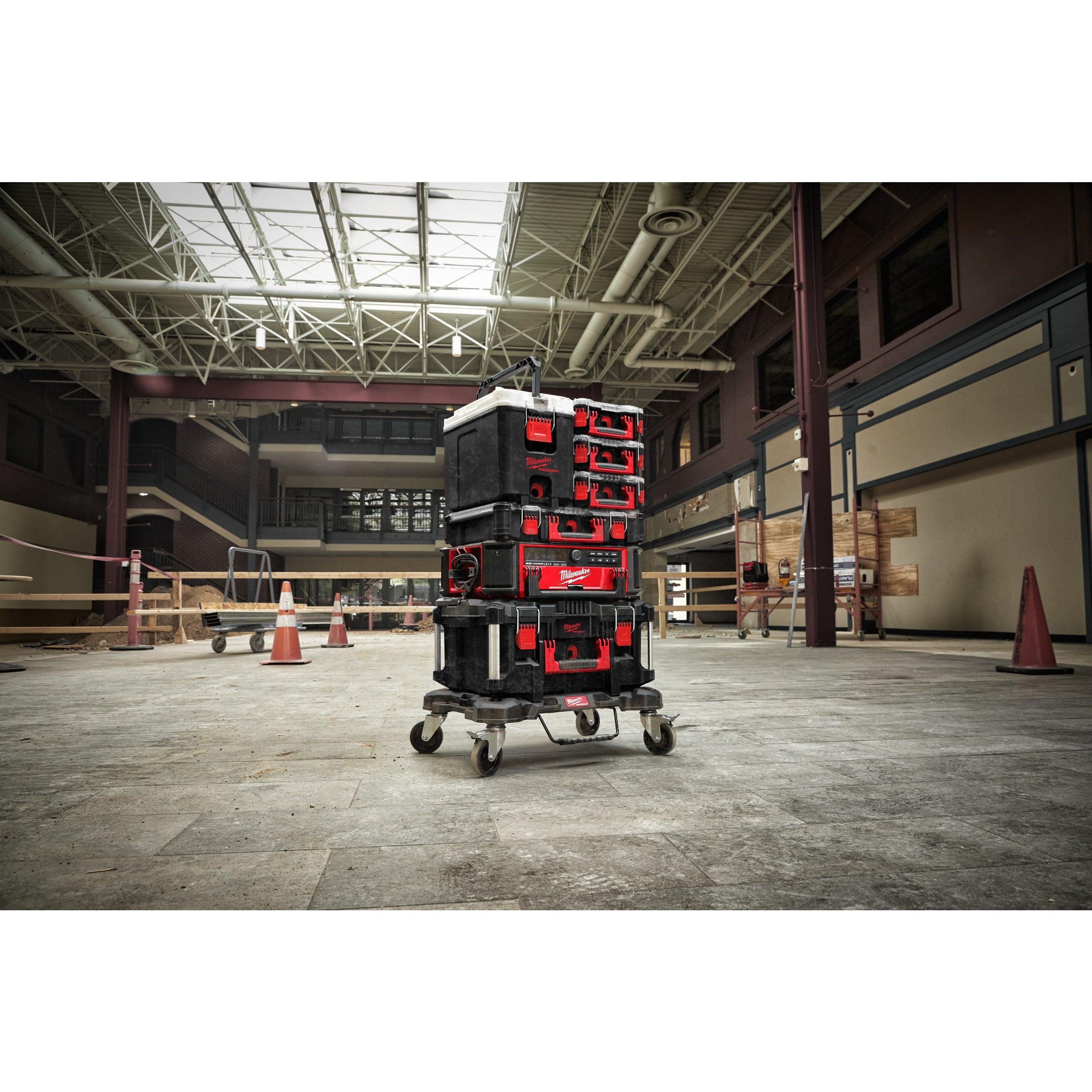 Cutie termoizolantă PACKOUT™ Milwaukee, cod 4932471722 - BIG STORE (Dynamic Tools SRL)