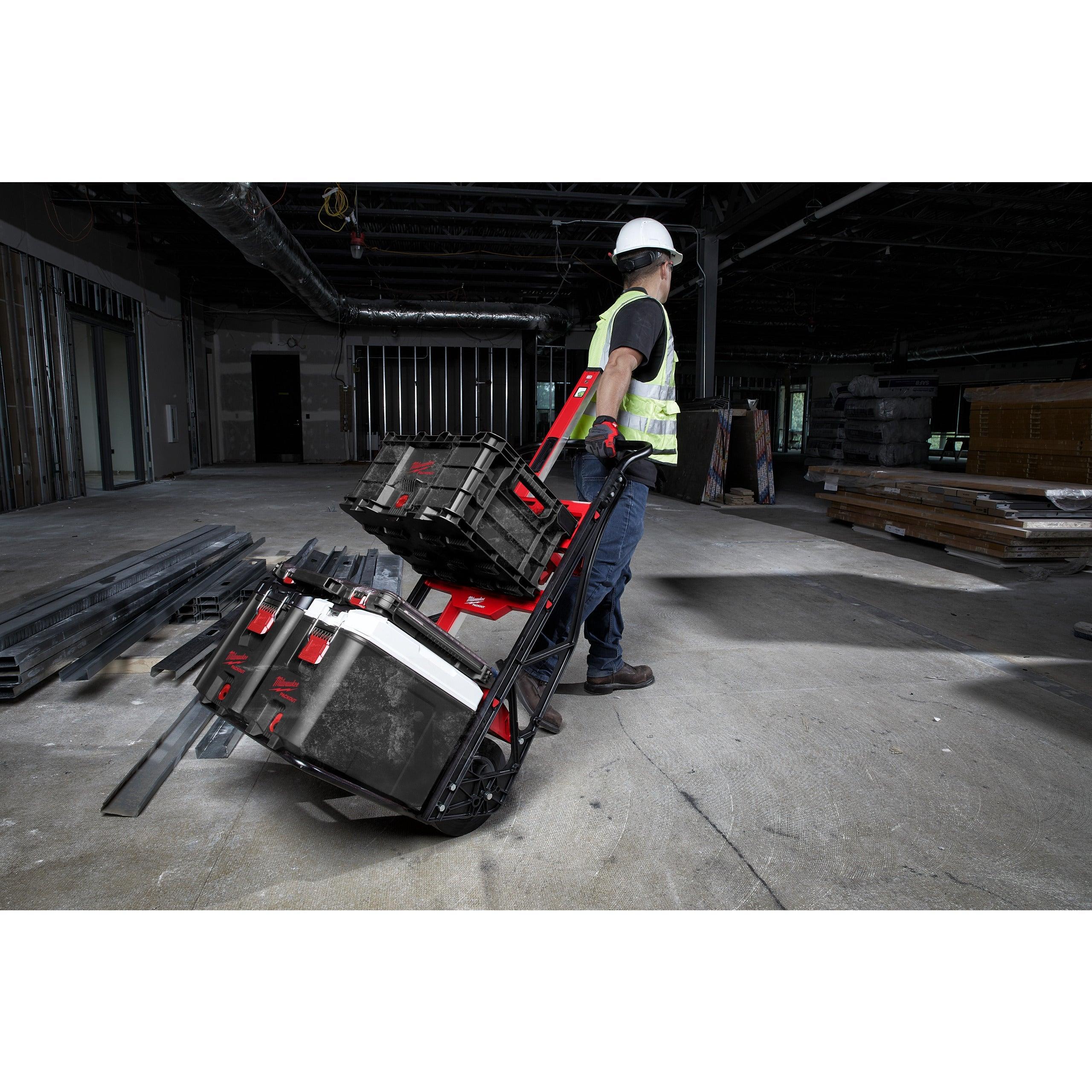 Cărucior cu 2 roți PACKOUT™ Milwaukee, cod 4932472131 - BIG STORE (Dynamic Tools SRL)