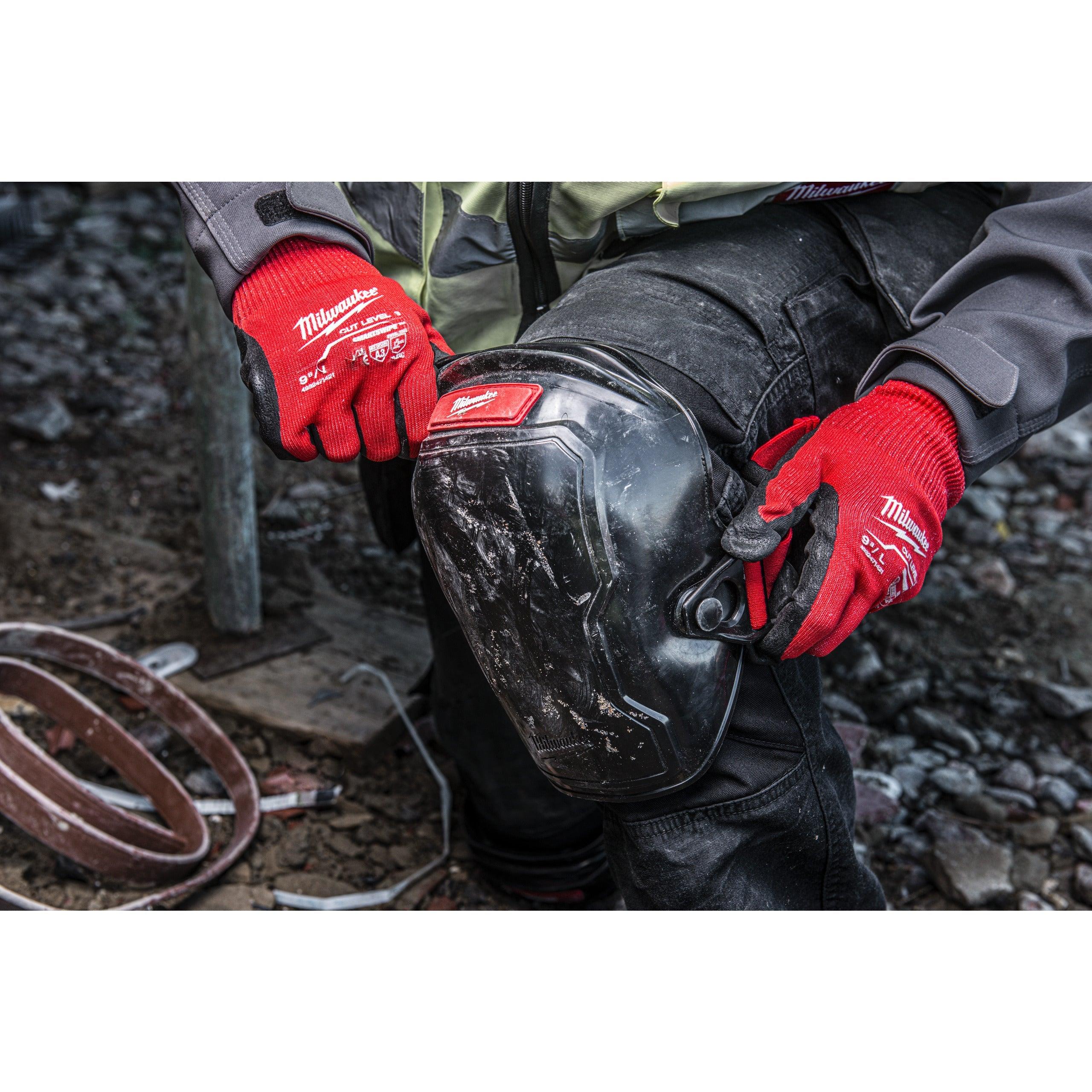 Genunchiere flexibile, 1 pereche, Milwaukee cod 4932478136 - BIG STORE (Dynamic Tools SRL)