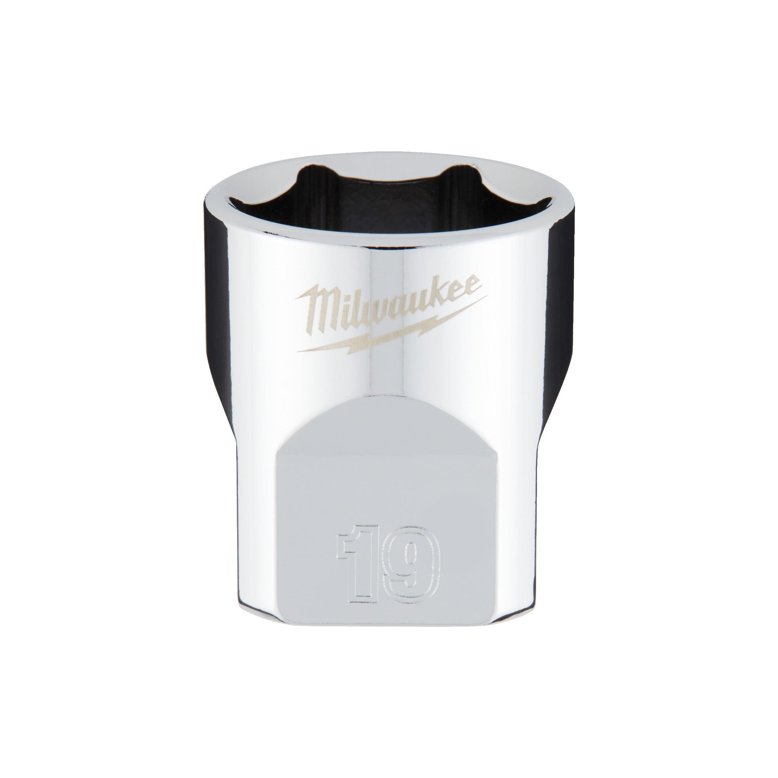 Cheie tubulară 3/8, Metric, scurtă - 19mm, Milwaukee cod 4932478349 - BIG STORE (Dynamic Tools SRL)