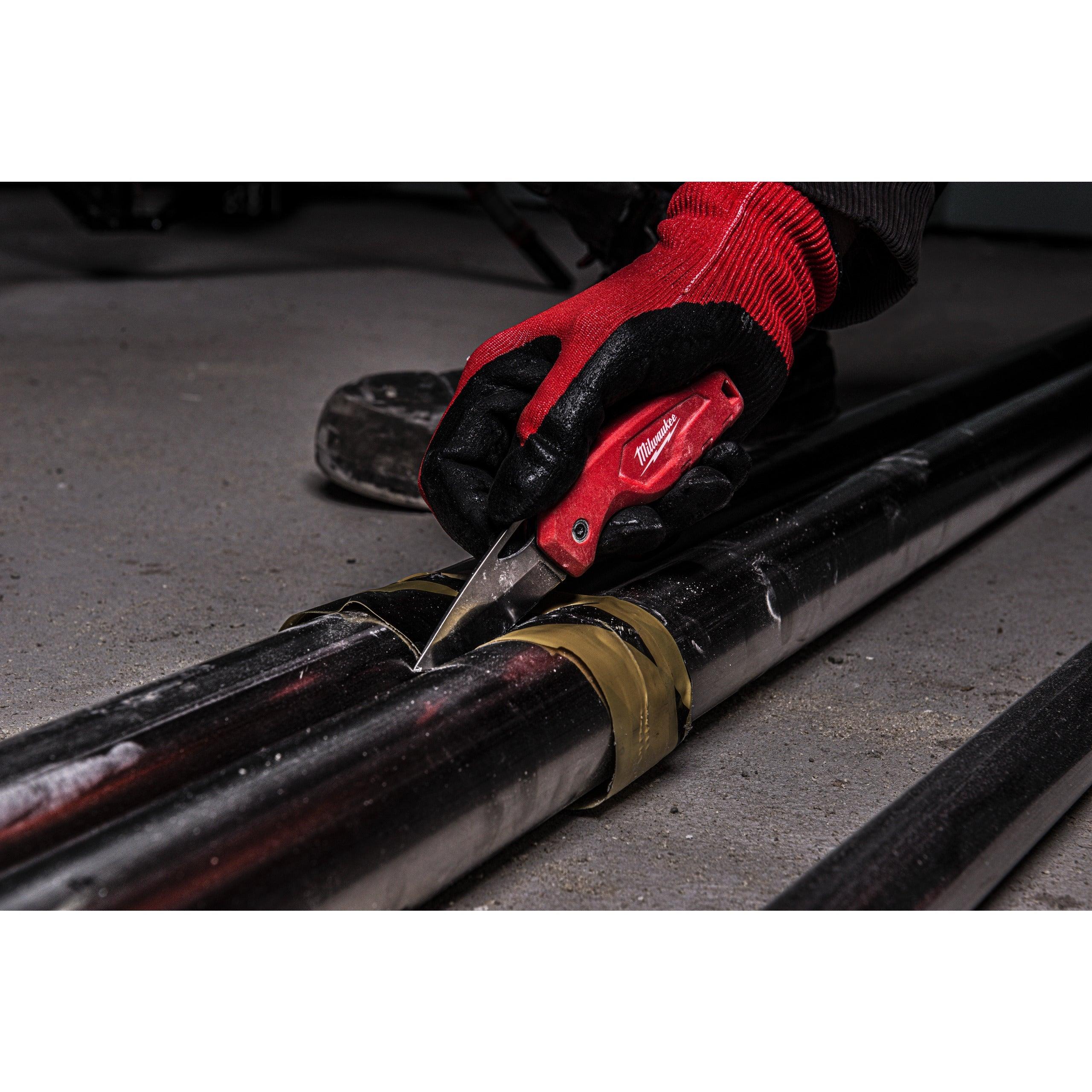 Cuțit compact de buzunar, Milwaukee, cod 4932478560 - BIG STORE (Dynamic Tools SRL)