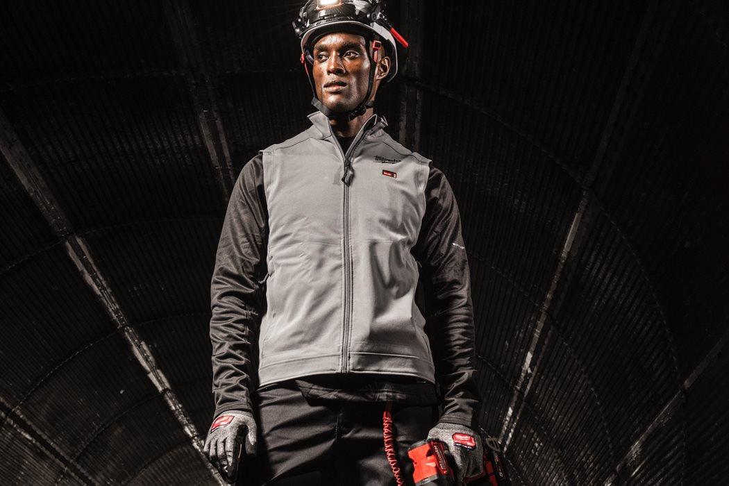 Cască de protecție ventilată BOLT™ 200 Milwaukee, 8 culori - BIG STORE (Dynamic Tools SRL)