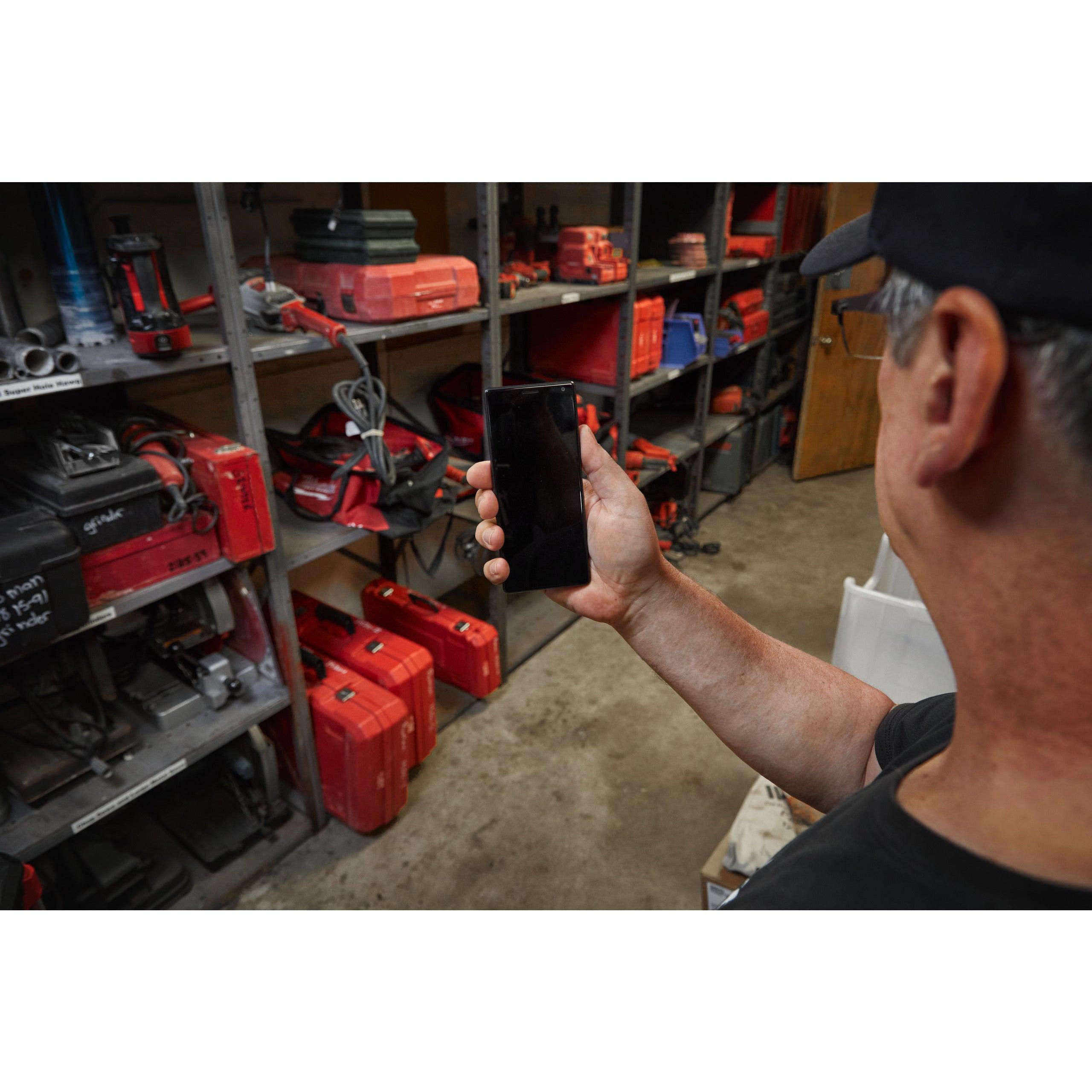 Modul de urmărire BTT ONE-KEY™ Bluetooth® Milwaukee BTT-10, cod 4933478643 - BIG STORE (Dynamic Tools SRL)