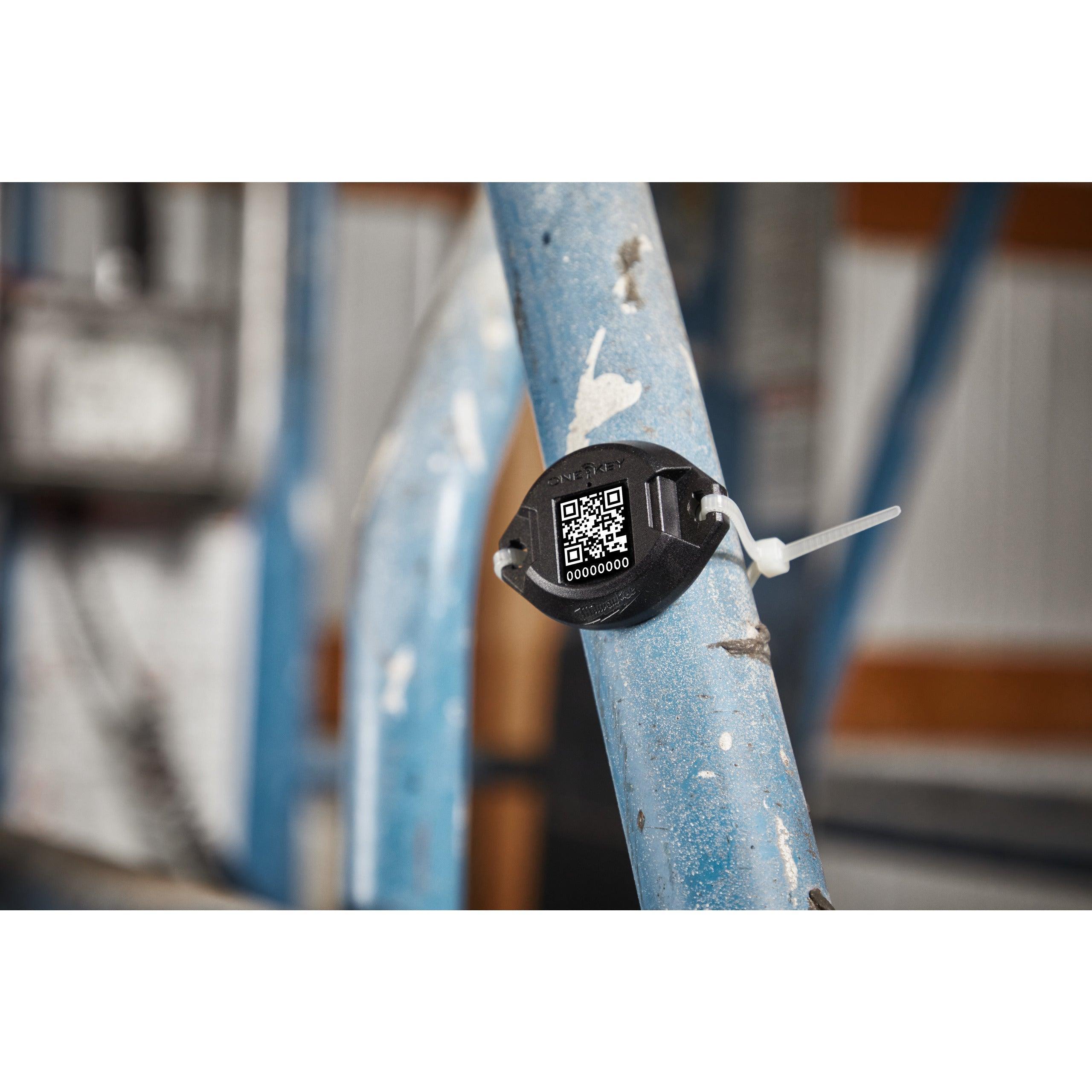 Modul de urmărire BTT ONE-KEY™ Bluetooth® Milwaukee BTT-10, cod 4933478643 - BIG STORE (Dynamic Tools SRL)