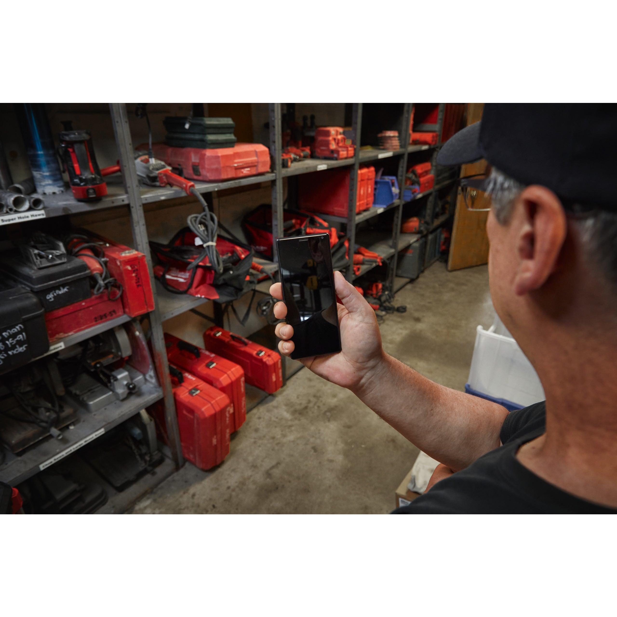 Modul de urmărire BTT ONE-KEY™ Bluetooth® Milwaukee BTT-10, cod 4933478643 - BIG STORE (Dynamic Tools SRL)