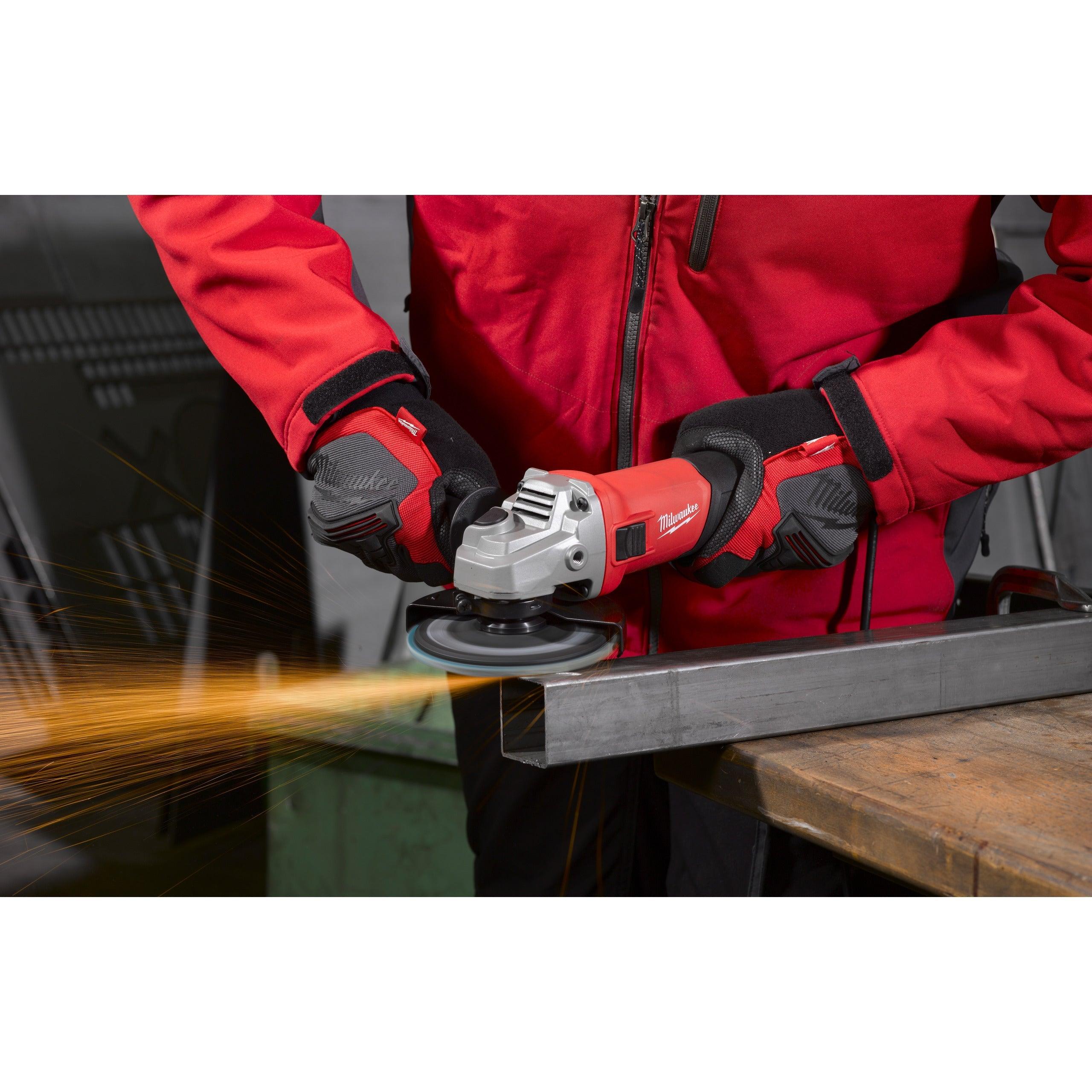 Polizor unghiular electric Milwaukee AG800-125E, 125 mm, 800W, ax M14, fără disc, fără cutie, cod 4933451211 - BIG STORE (Dynamic Tools SRL)