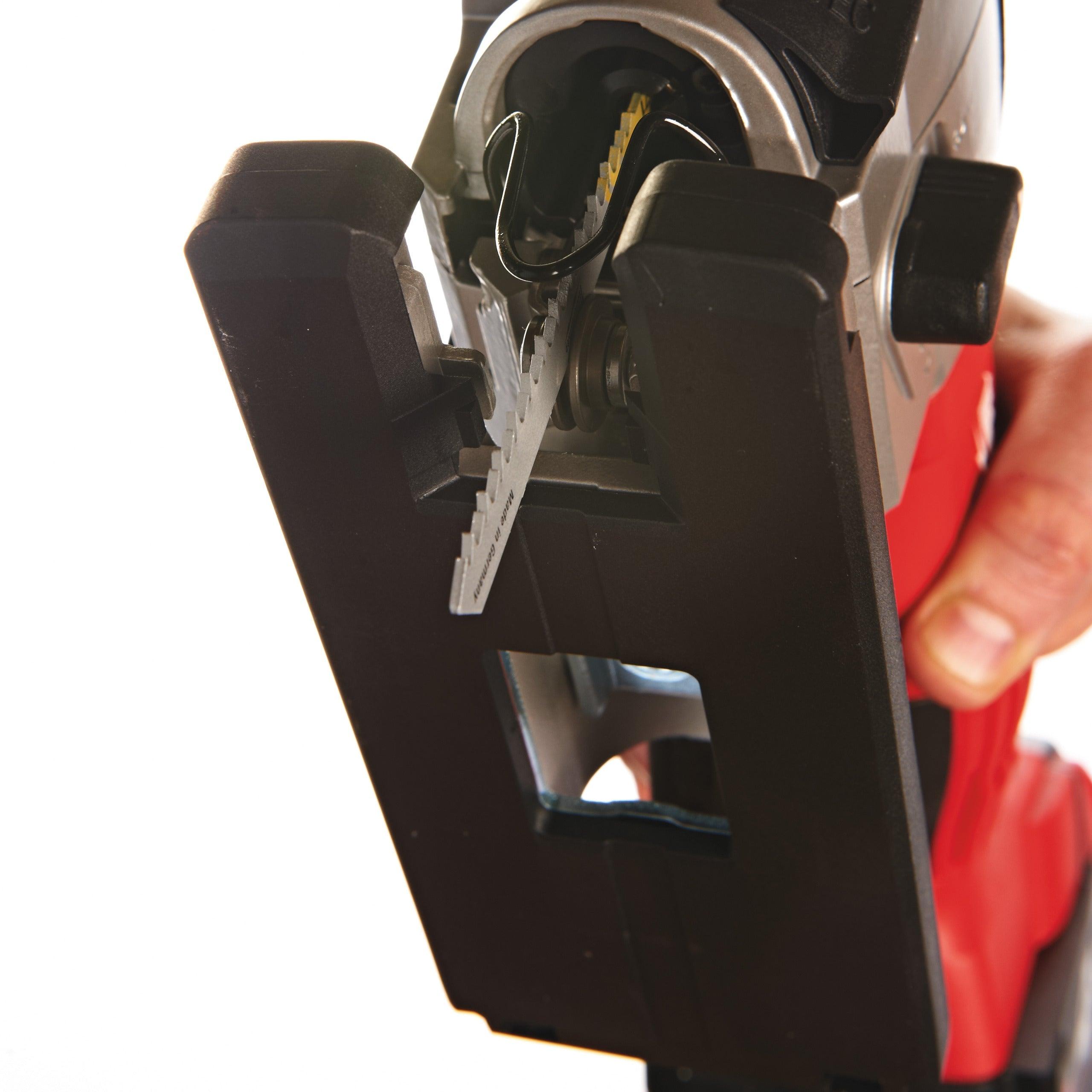 Fierăstrău pendular M18™ Heavy Duty Milwaukee HD18JSB-402C, cod 4933426660, 2 x M18 B4 acumulator, M12-18 C încărcător, cutie plastic - BIG STORE (Dynamic Tools SRL)