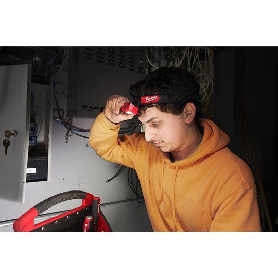 Lanternă Milwaukee SLIM HL2-LED, frontală, cu baterii, TRUEVIEW™, cod 4933471286 - BIG STORE (Dynamic Tools SRL)