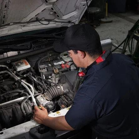 Lanternă cu prindere la gât Milwaukee L4 NL400-301, reîncărcabilă USB, 400 Lumeni, cod 4933479898 - BIG STORE (Dynamic Tools SRL)