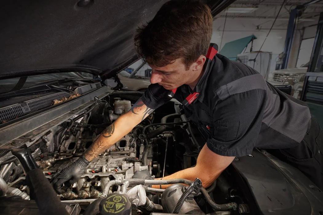 Lanternă cu prindere la gât Milwaukee L4 NL400-301, reîncărcabilă USB, 400 Lumeni, cod 4933479898 - BIG STORE (Dynamic Tools SRL)