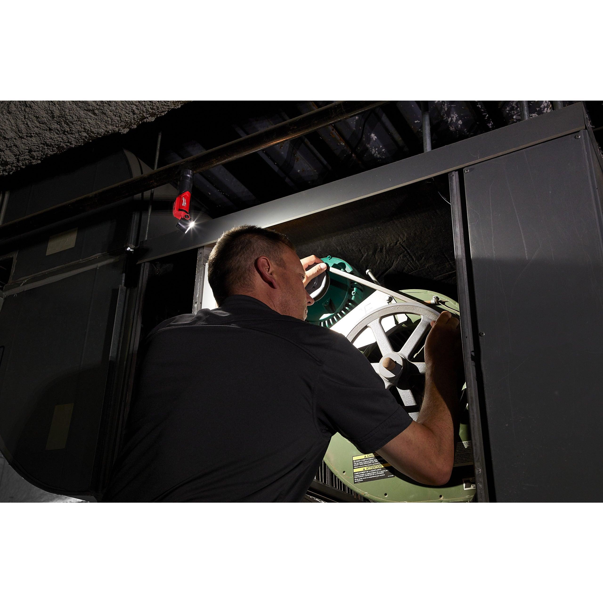 Lampă de lucru reîncărcabilă USB Milwaukee L4PWL-301, cod 4933479765, 1 x L4 B3 acumulator, Cablu USB, Blister - BIG STORE (Dynamic Tools SRL)