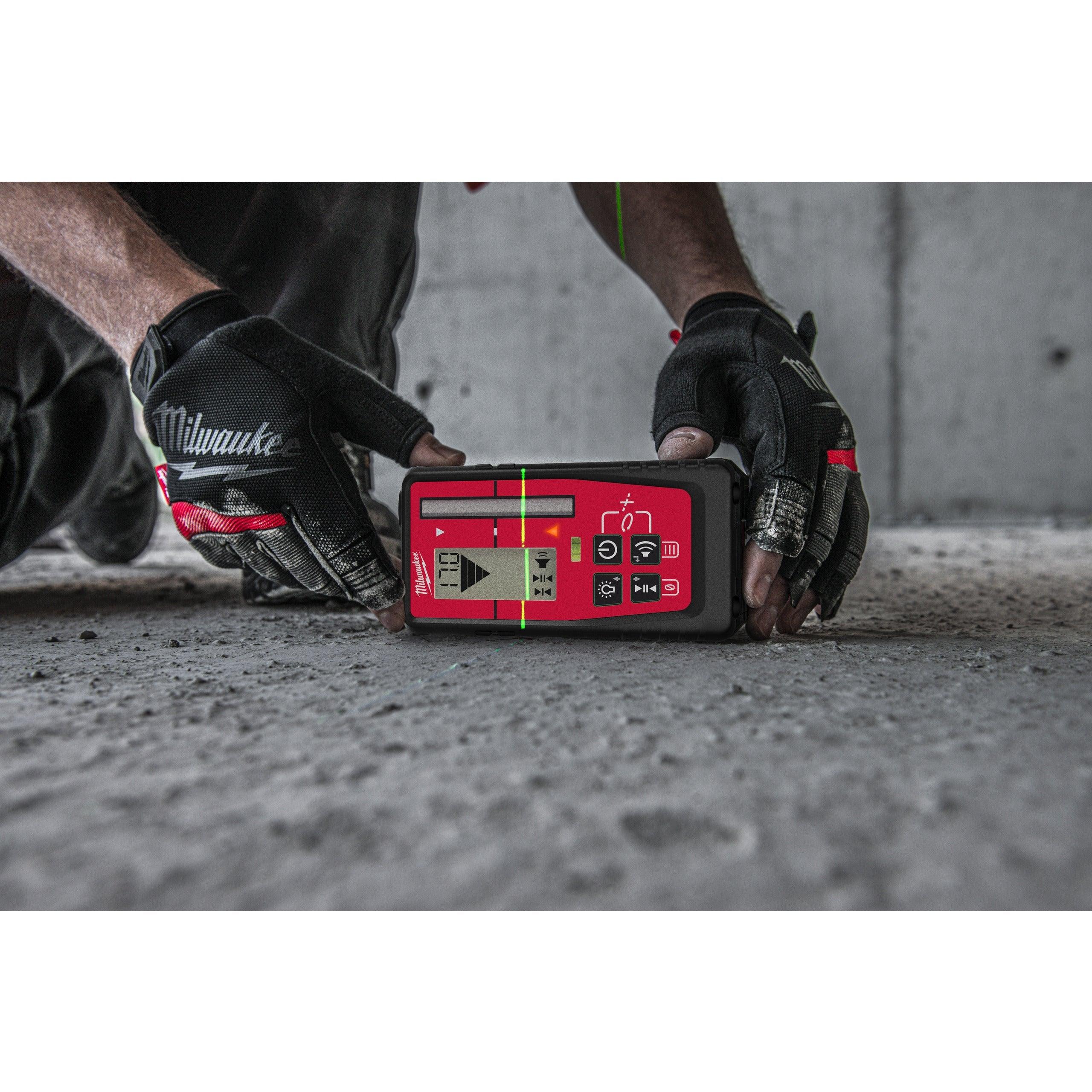 Detector laser liniar/rotativ Milwaukee Detector, cod 4932479555 - BIG STORE (Dynamic Tools SRL)