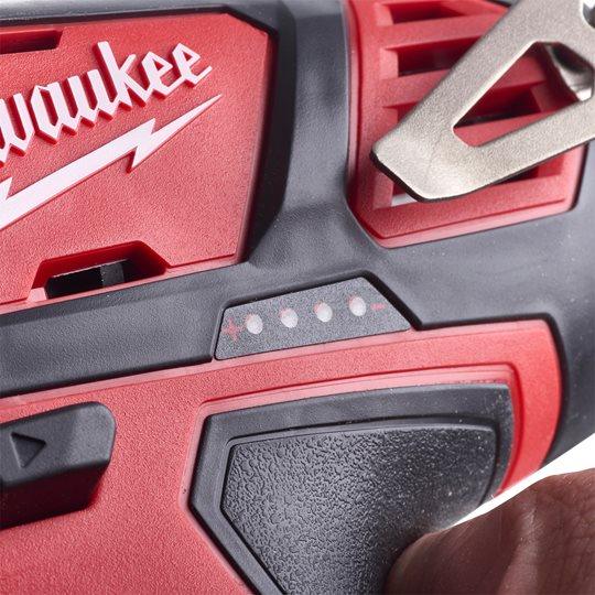 Mașină de găurit sub-compactă Milwaukee M12 BDD-201C cu 1 acumulator și 1 încărcător, cod 4933479439 - BIG STORE (Dynamic Tools SRL)