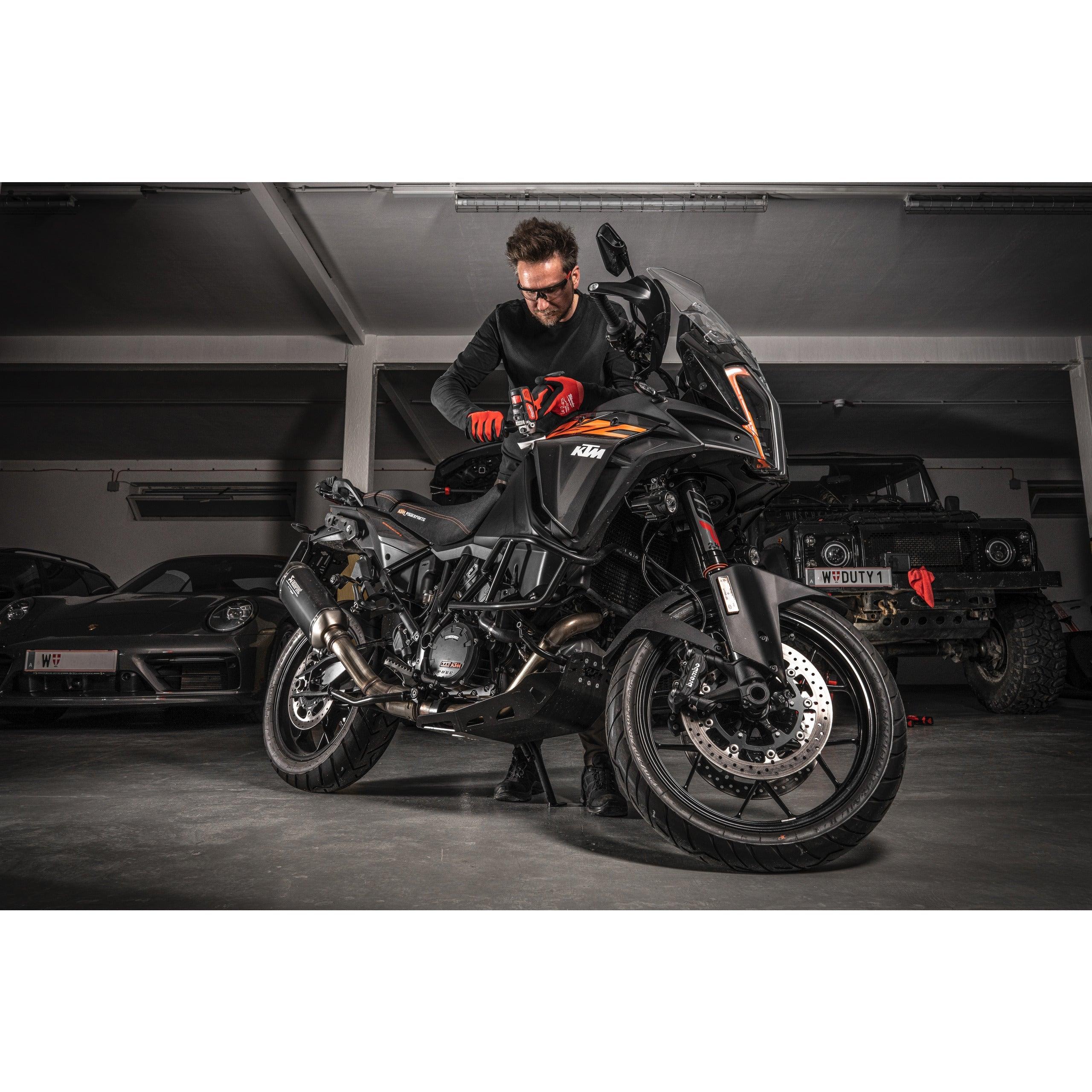 Mașină lustruit/șlefuit M12™ subcompactă Milwaukee M12BPS-421X, cod 4933447799, 1 x M12 B4, 1 x M12 B2 acumulator, C12 C încărcător, cutie HD - BIG STORE (Dynamic Tools SRL)