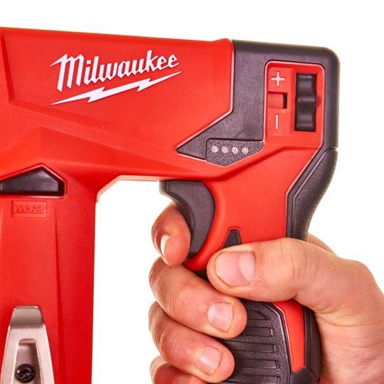 Pistol de capsat, 12V, Milwaukee M12BST-0, cod 4933459634 - BIG STORE (Dynamic Tools SRL)