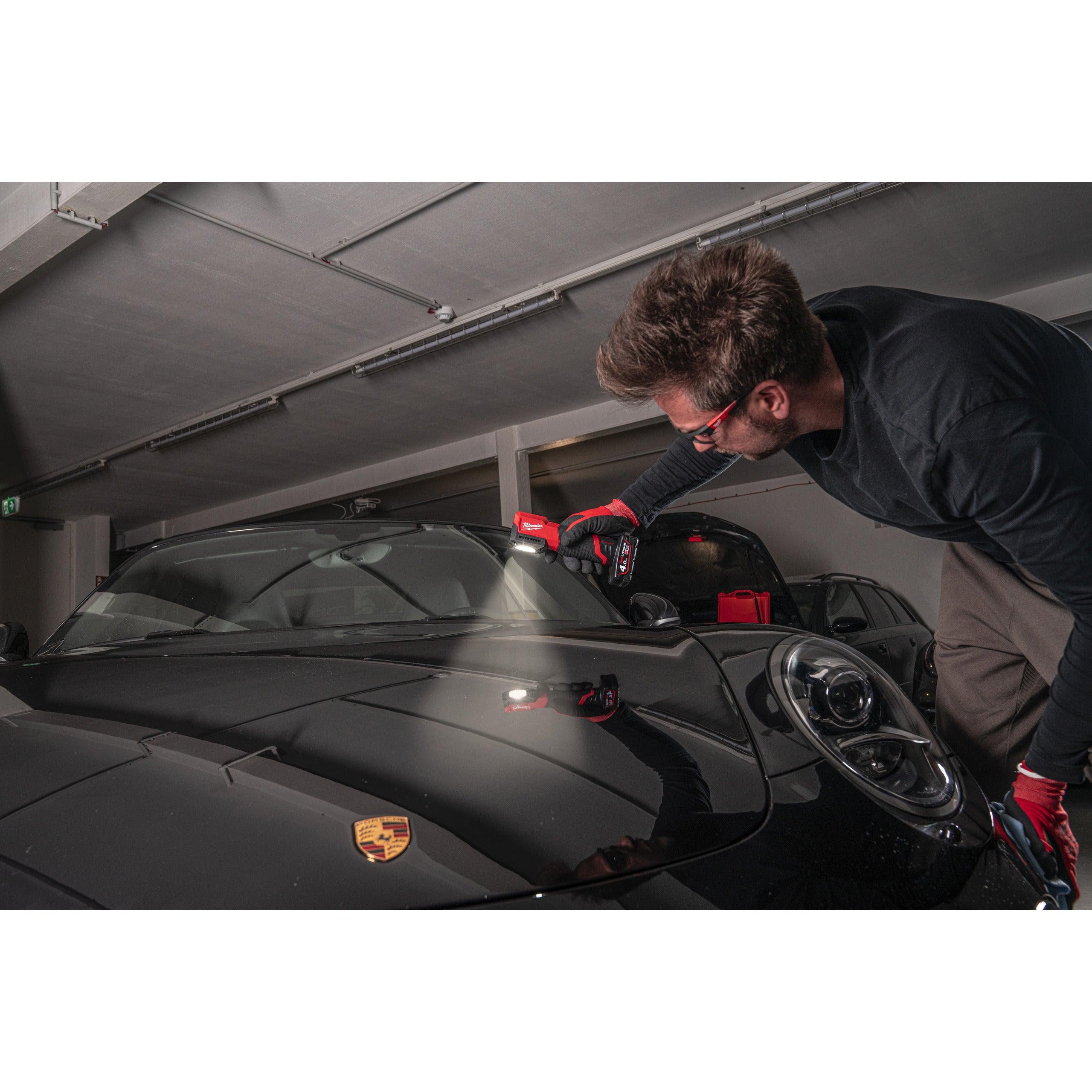 Lanternă cu reproducere naturală a culorii M12™ Milwaukee M12CML-401, cod 4933479366, 1 x M12 B4 acumulator, C12 C încărcător, fără cutie - BIG STORE (Dynamic Tools SRL)