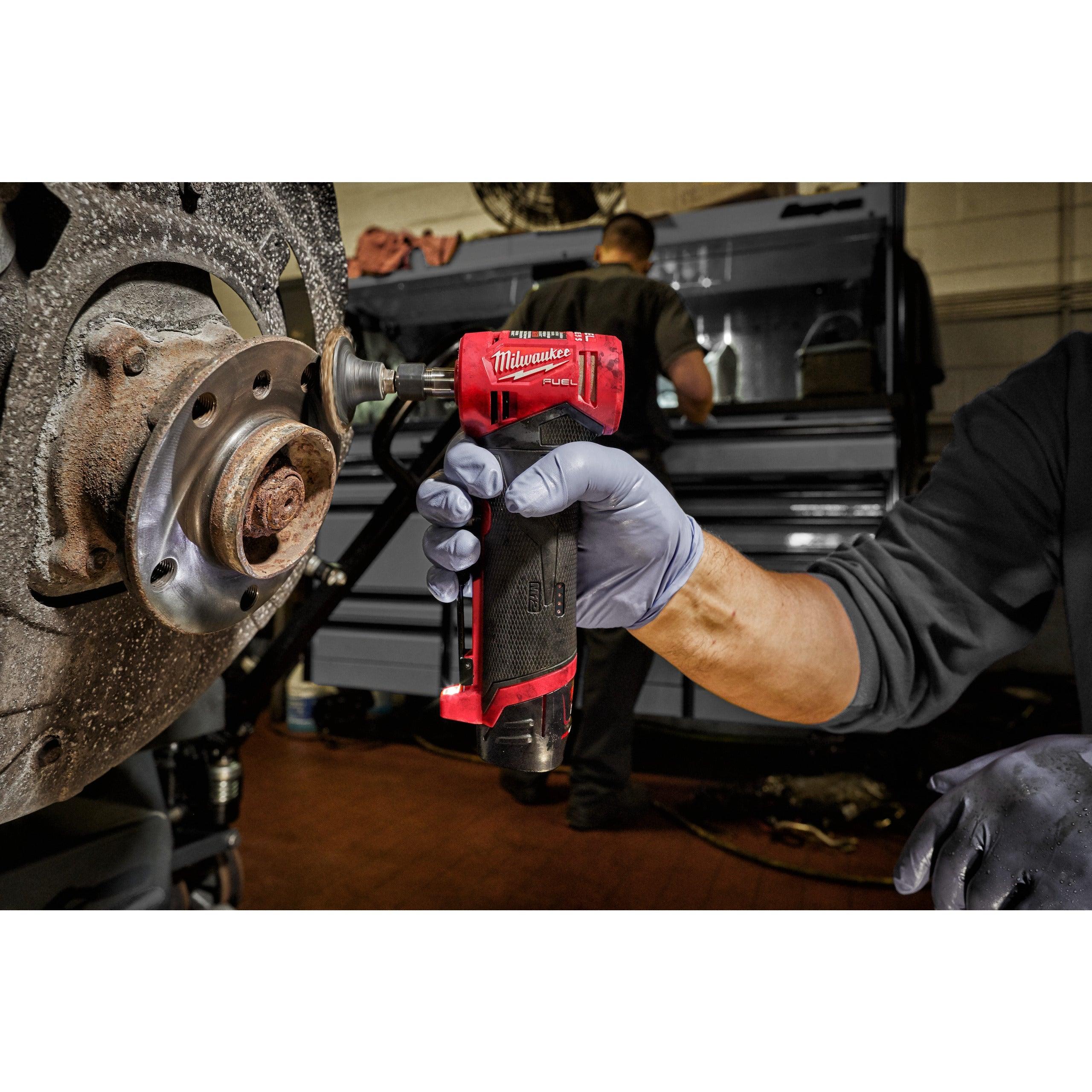 Mașină de șlefuit unghiulară M12 FUEL™ Milwaukee M12FDGA-0, cod 4933471438, fără acumulator, fără încărcător, fără cutie - BIG STORE (Dynamic Tools SRL)