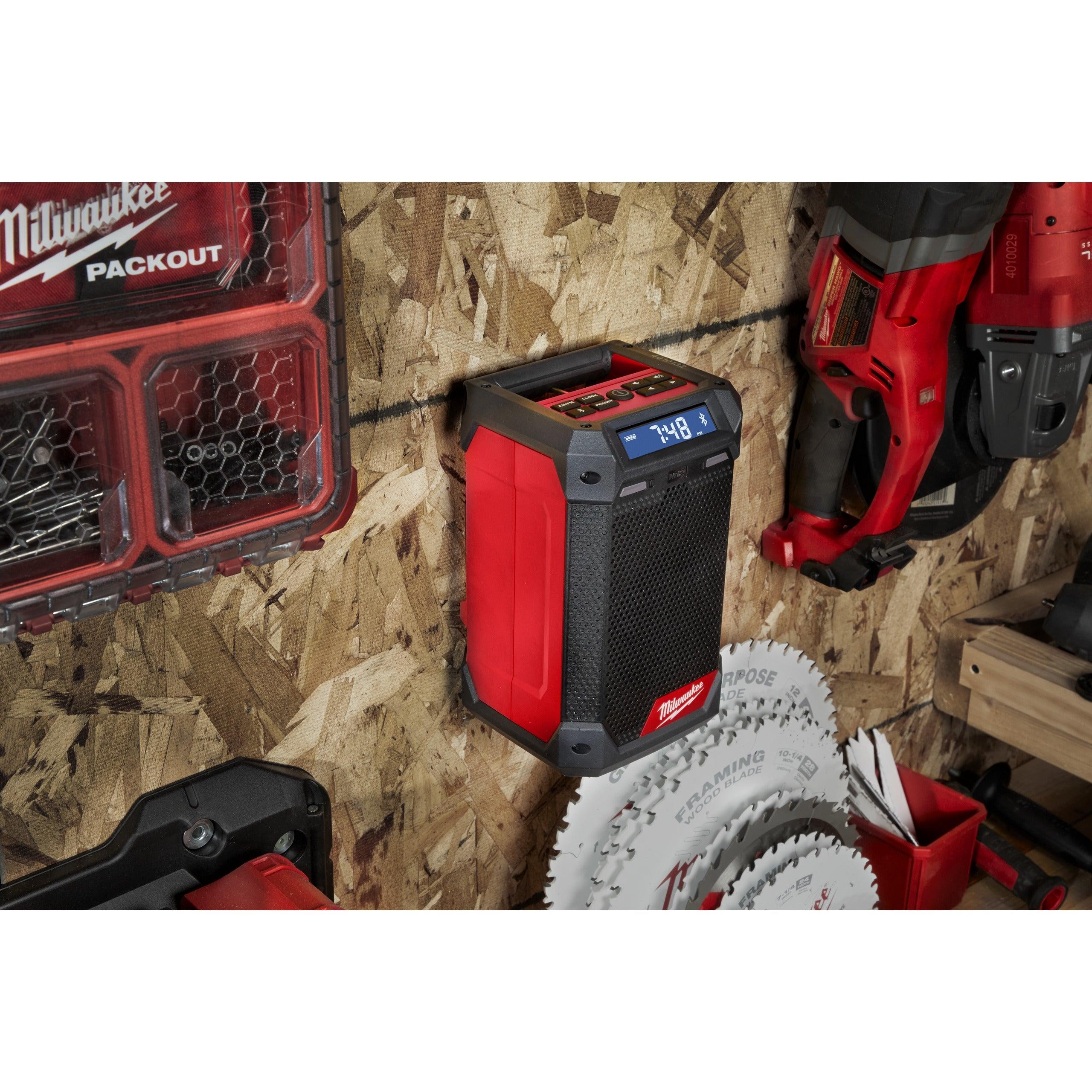Radio încărcător DAB+ M12™ Milwaukee M12RCDAB+0, cod 4933472114, fără acumulator, fără încărcător, fără cutie - BIG STORE (Dynamic Tools SRL)