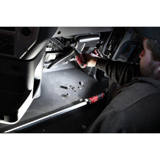 Lampă LED cu prindere pe capotă Milwaukee M12 UHL-0 (Solo), cod 4933459432 - BIG STORE (Dynamic Tools SRL)
