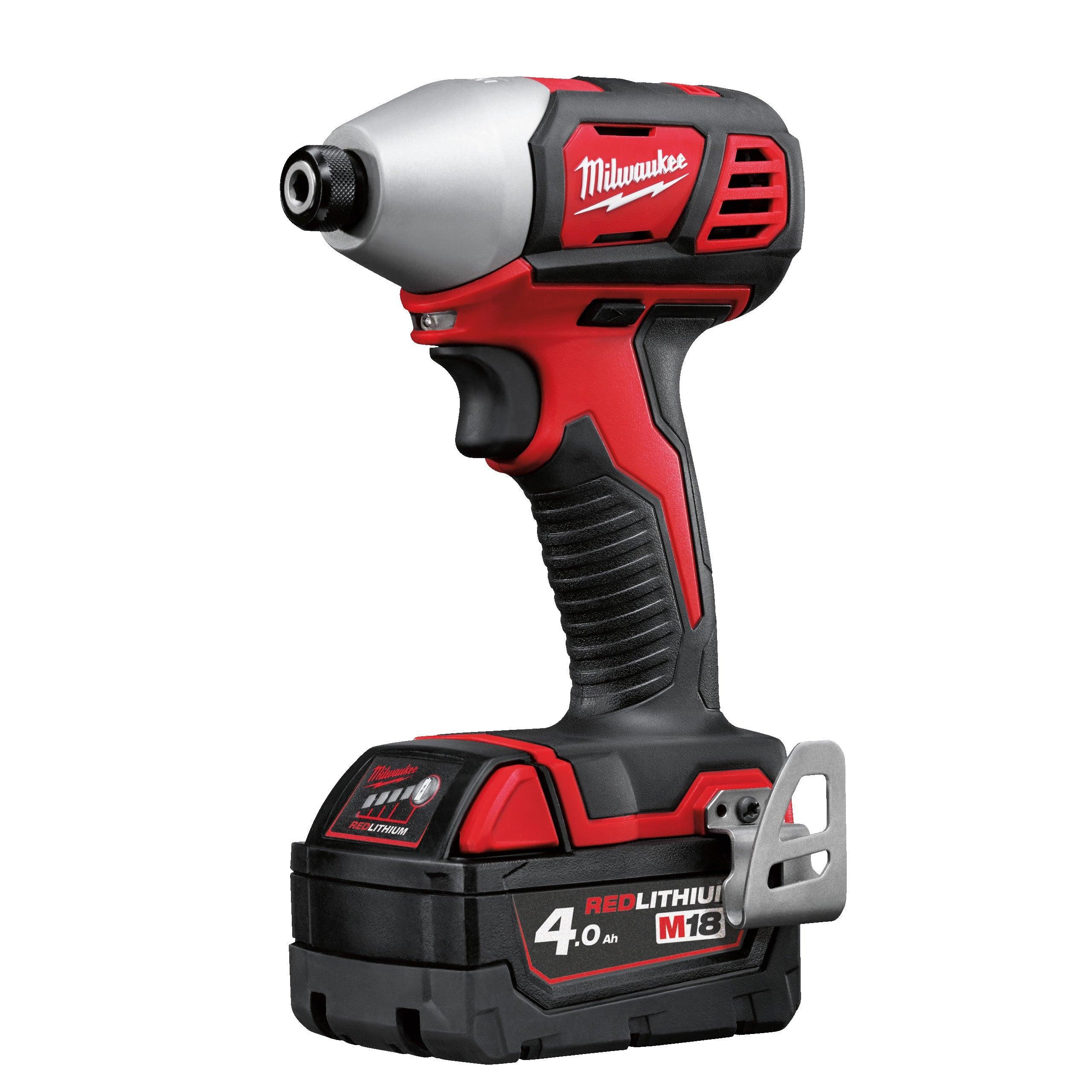 Mașină de înșurubat cu impact compactă 1/4″ Hex 180Nm 18V Milwaukee M18BID-402C, M18™, cod 4933443580, 2 x M18 B4 acumulator, M12-18 C încărcător, cutie plastic - BIG STORE (Dynamic Tools SRL)