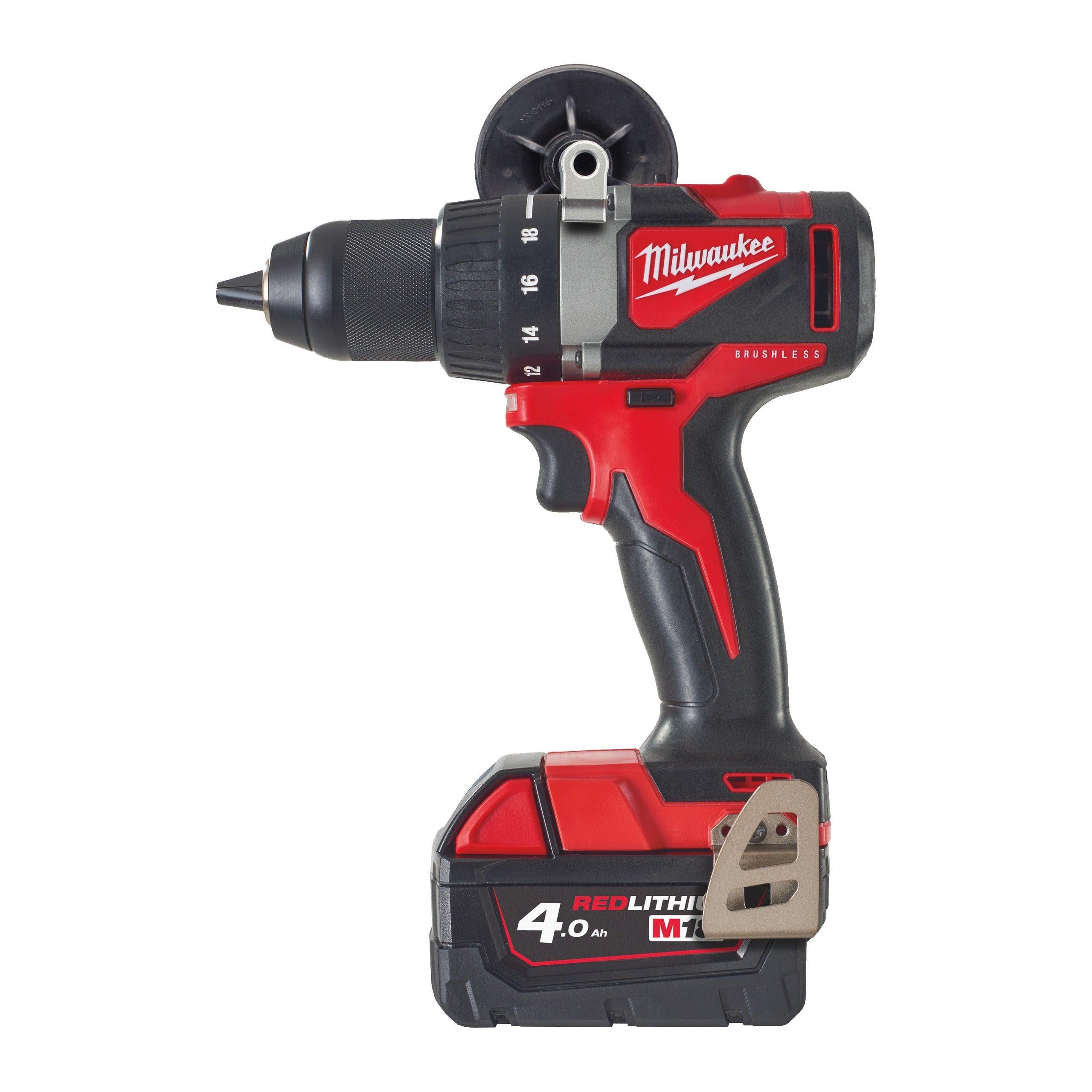 Mașină de găurit, cu motor fără perii M18™ Milwaukee M18BLDD2-402X, cod 4933464559, 2 x M18 B4 acumulator, M12-18 C încărcător, cutie HD - BIG STORE (Dynamic Tools SRL)