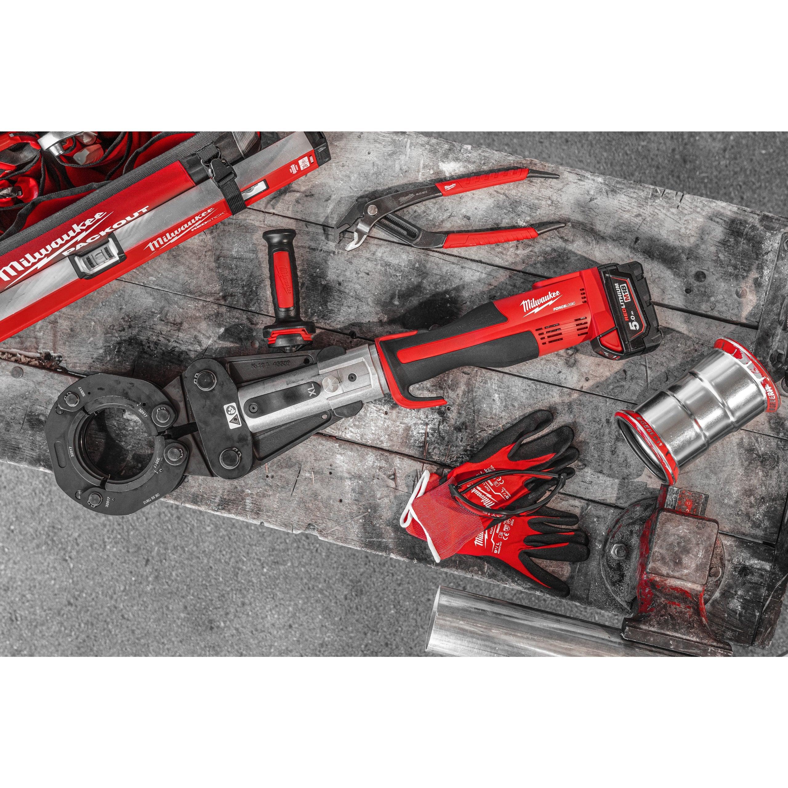 Presă XL M18™ FORCE LOGIC™ cu motor fără perii Milwaukee M18BLHPTXL-0P, cod 4933479440, fără acumulator, fără încărcător, PACKOUT™ box - BIG STORE (Dynamic Tools SRL)